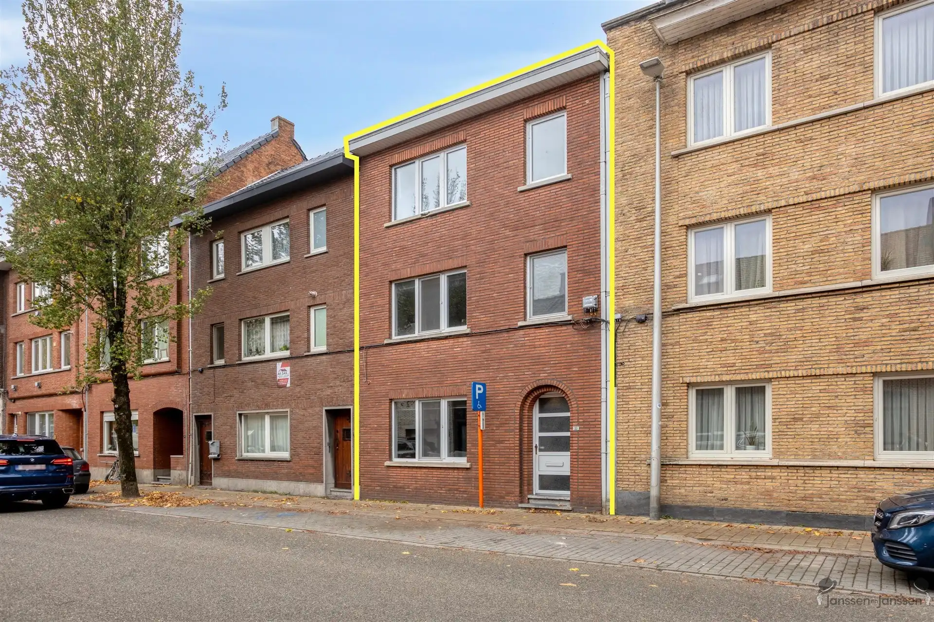 Karaktervolle rijwoning met 4 slaapkamers foto 20