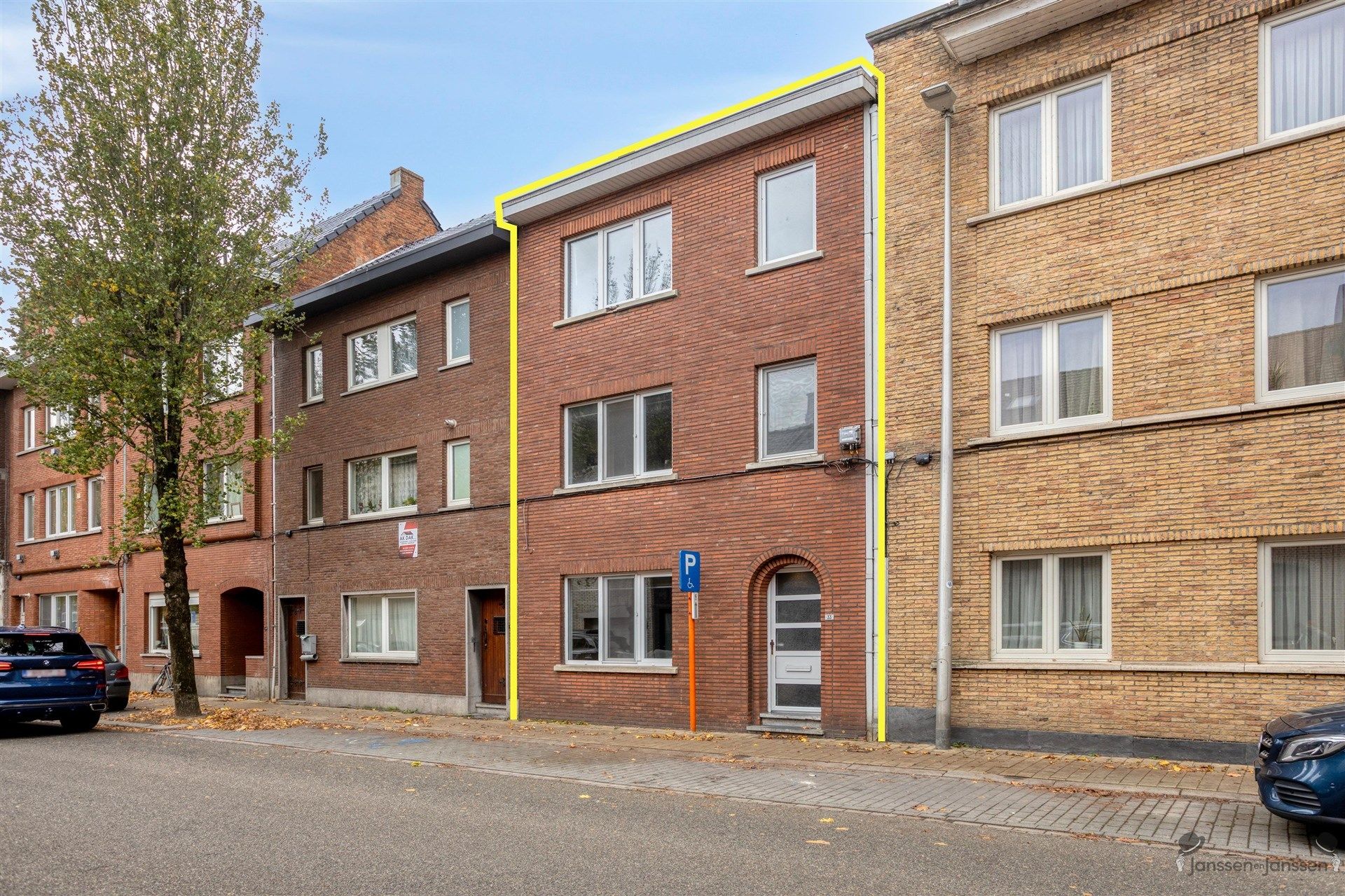 Karaktervolle rijwoning met 4 slaapkamers foto 20