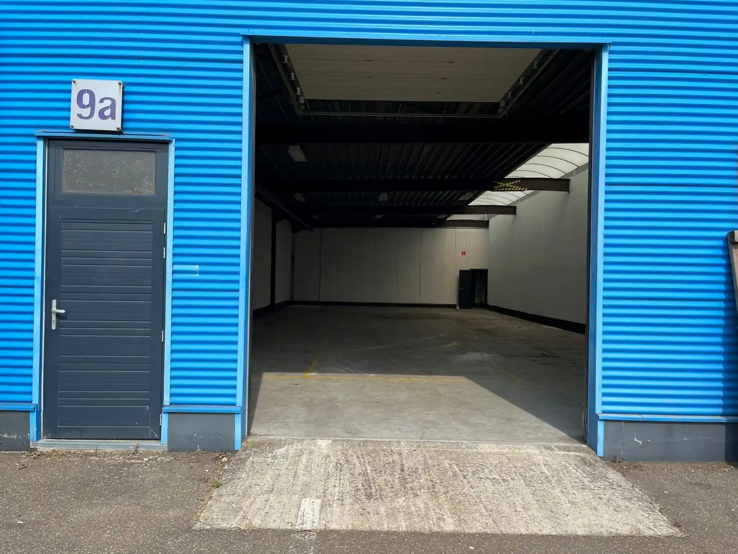 Magazijn, 240m², op industrieterrein, vlakbij E-313 foto 7