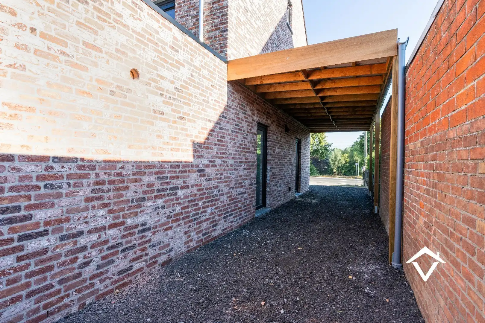 Ruime, energiezuinige gezinswoning met 6 slaapkamers, carport en zuidgerichte tuin foto 31