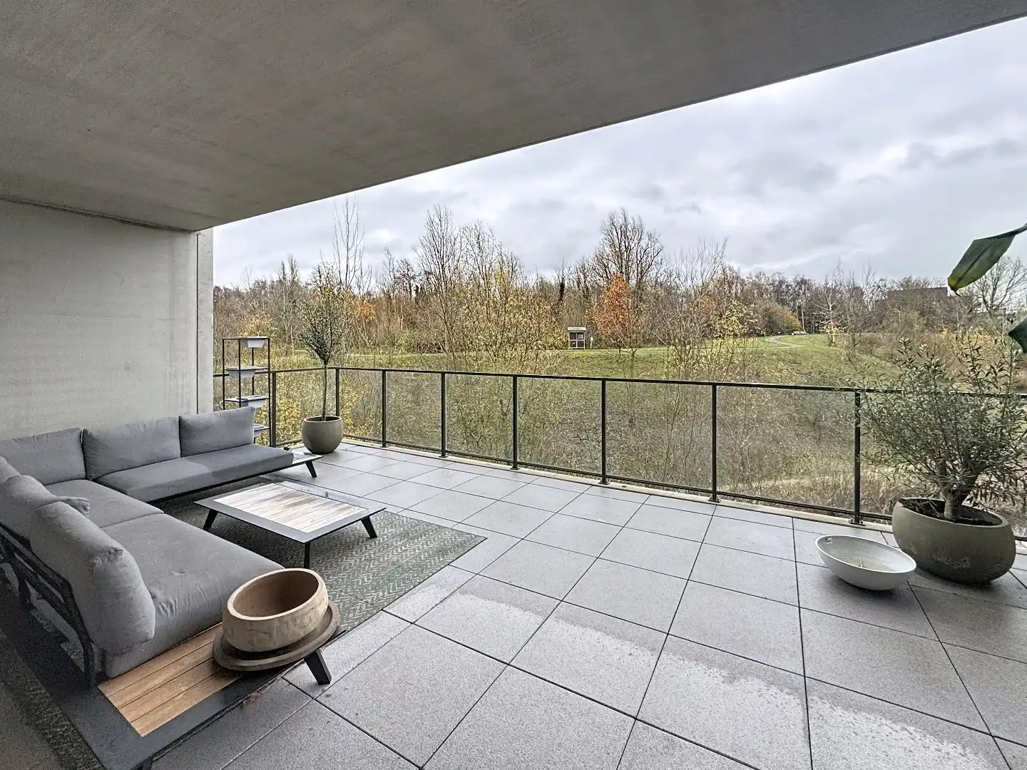 Te huur: ruim, luxueus appartement (111 m²) met groot terras foto 8