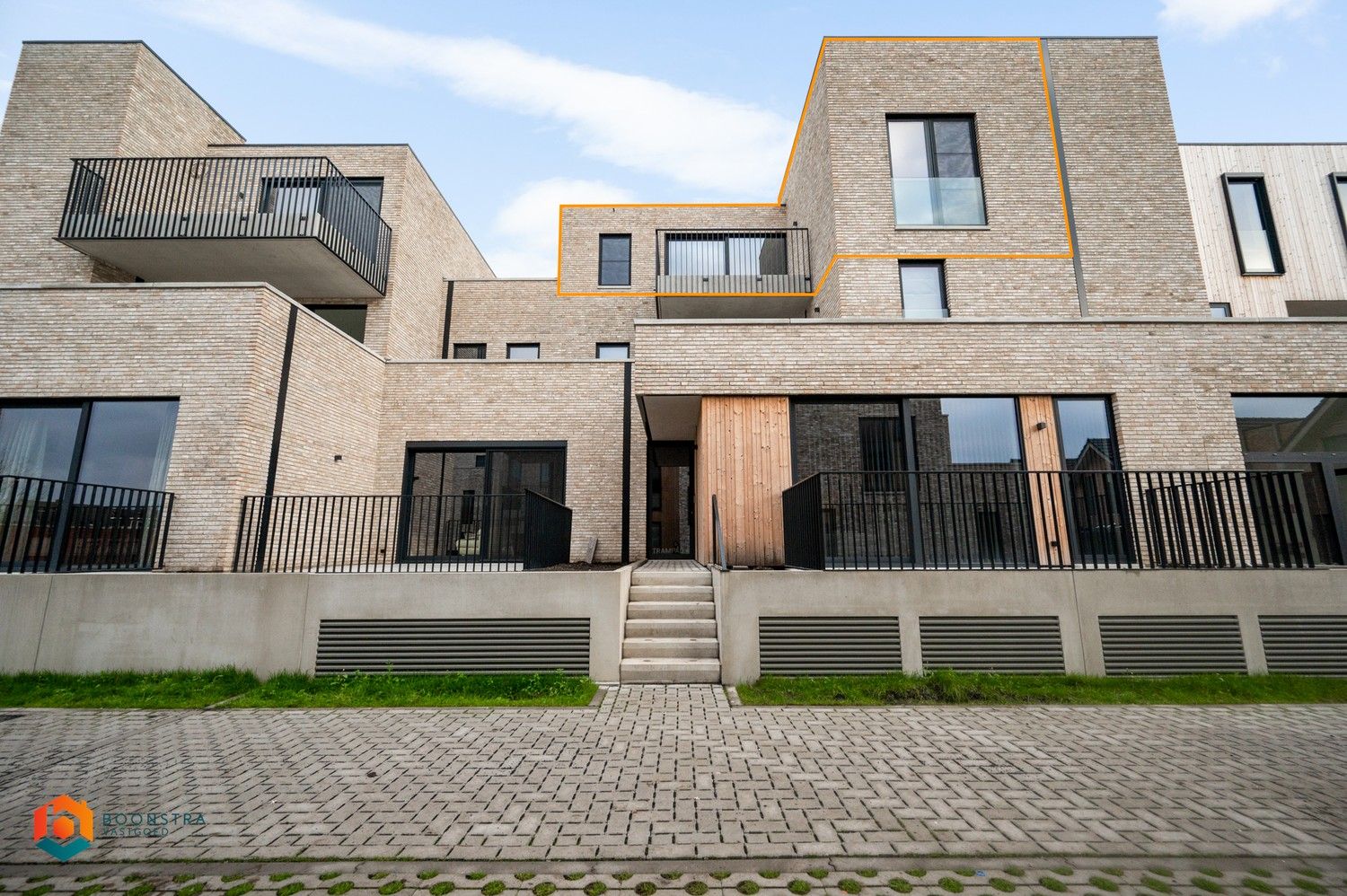 Energiezuinig nieuwbouwapp. met 2 slpkrs en parking foto {{pictureIndex}}