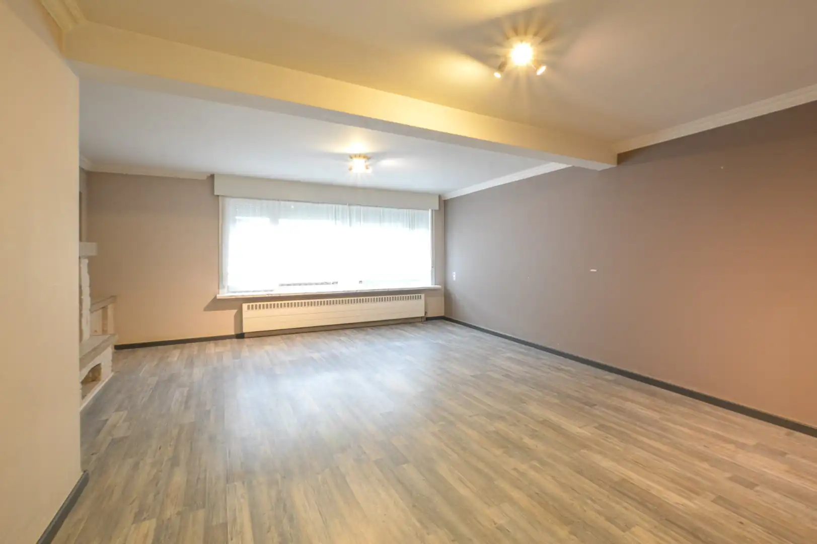Interessante opbrengsteigendom met 5 volledig verhuurde appartementen in het centrum van Oudenburg foto 4