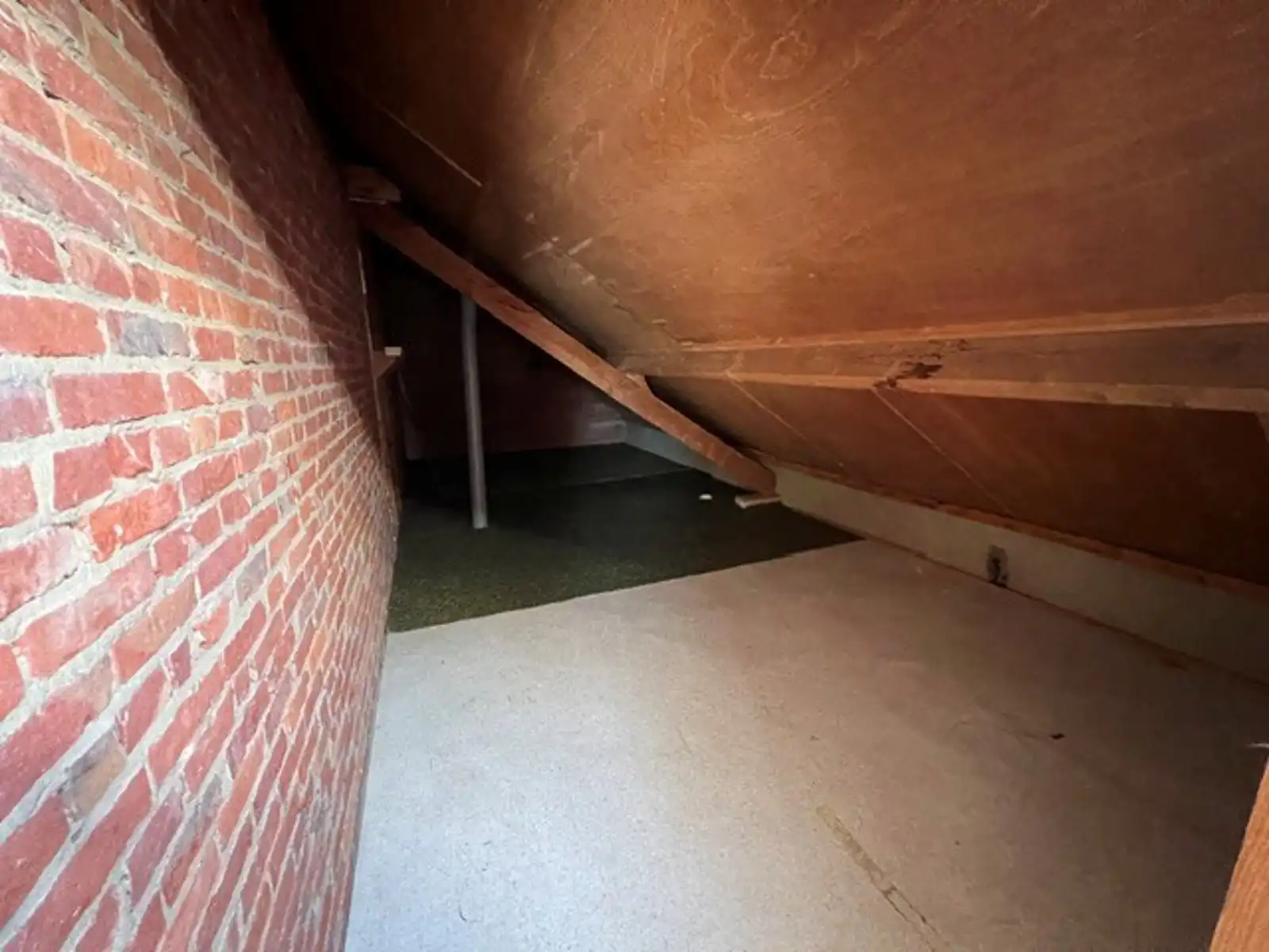 CHARMANTE WONING IN EEN GROENE OASE foto 17