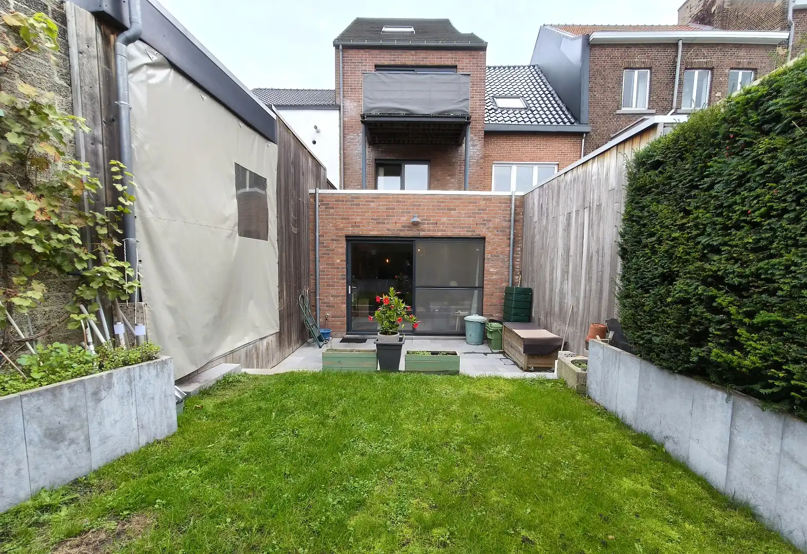 DUPLEX APPARTEMENT MET TUINTJE IN HET STADSCENTRUM foto 12