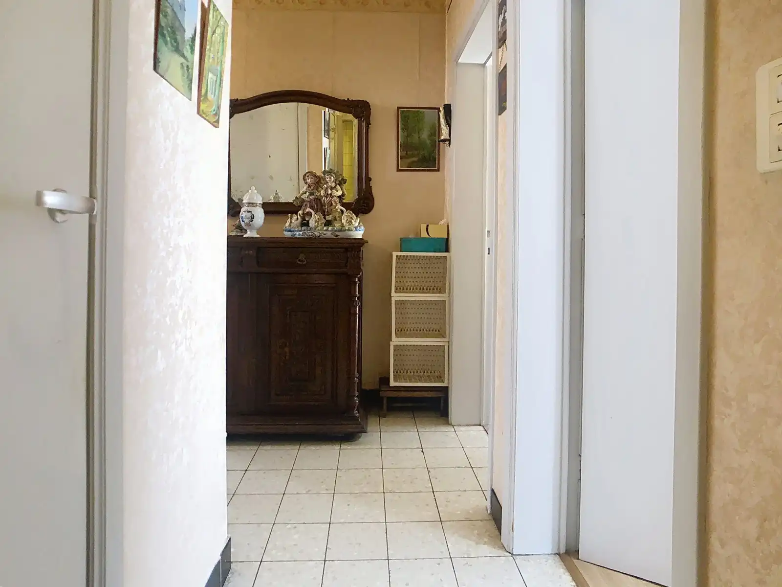 Appartement met 2 slkmrs, garage en staanplaats en 2 kelders foto 9