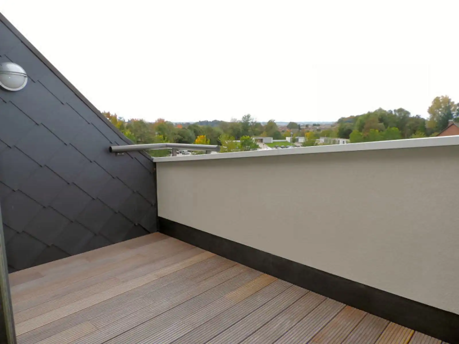 Een verzorgd appartement met zonneterras, garagebox & kelder foto 2