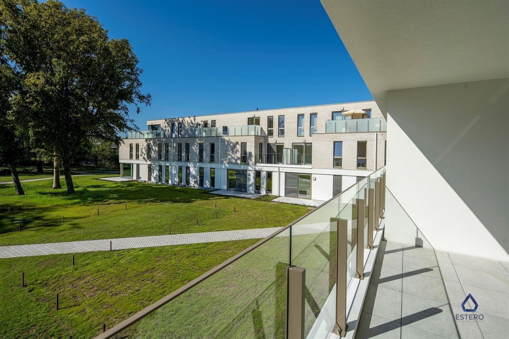 Mooi afgewerkt nieuwbouwappartement met 2 slaapkamers foto 10