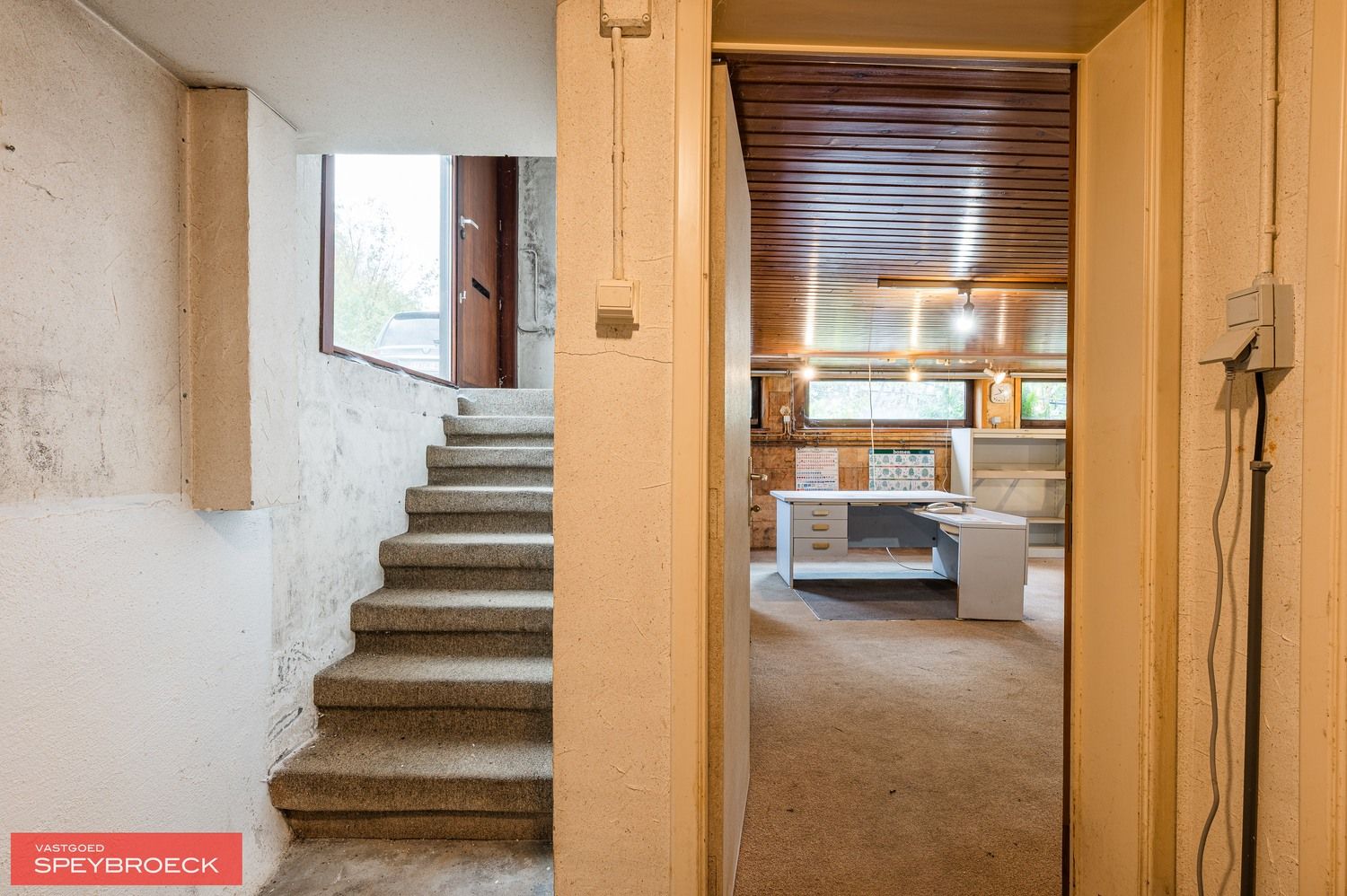 TE KOOP IN ASTENE foto 17