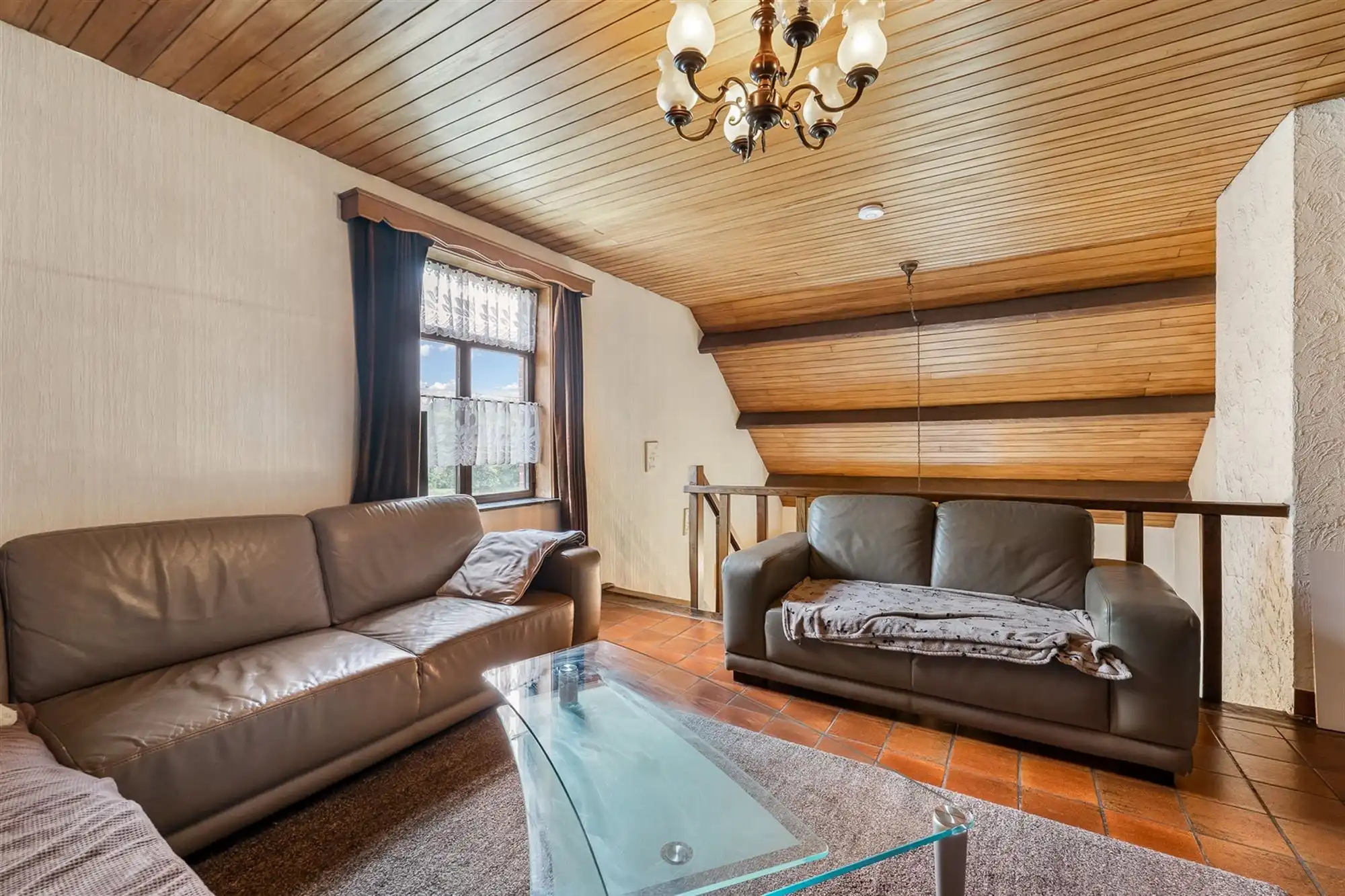 WONING MET POTENTIEEL (243M²) MET 4 SLAAPKAMERS EN RUIME TUIN (13A22CA) TE BERINGEN foto 14