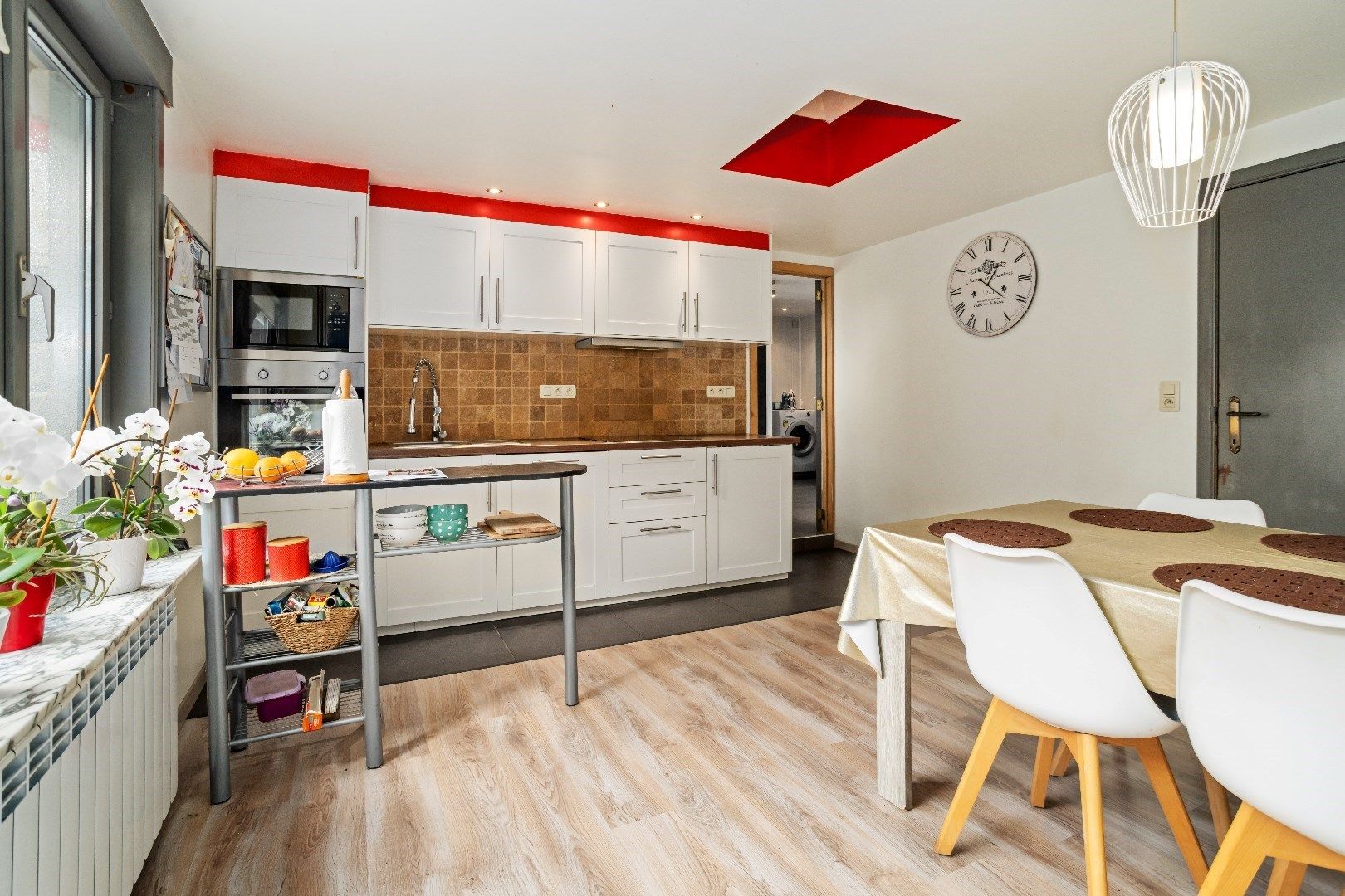 Gerenoveerde woning op ruim perceel van 1197 m² foto 5