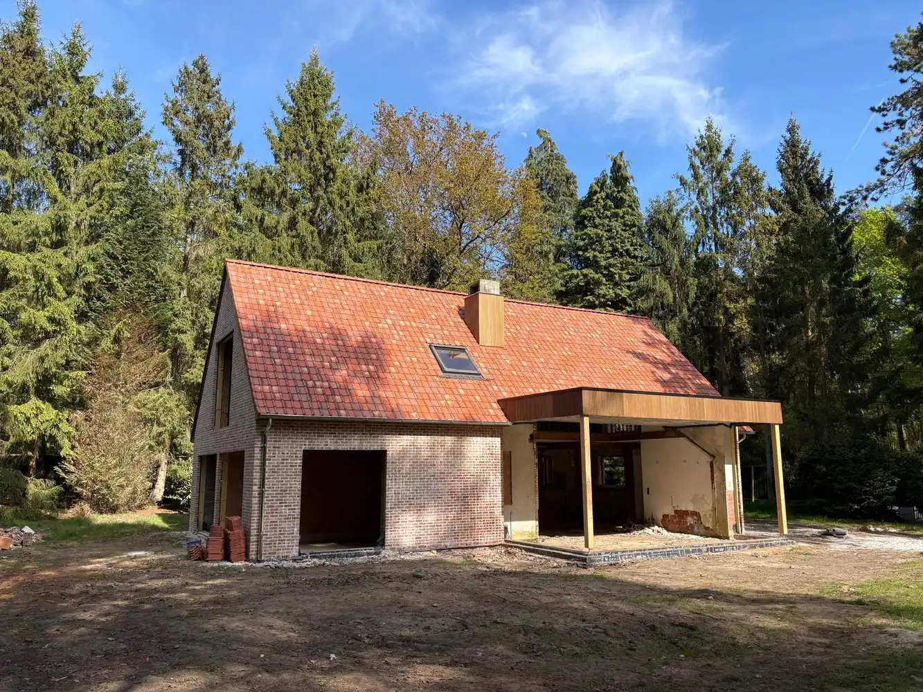 Ruime af te werken villa, aan Kluis Bolderberg foto 5
