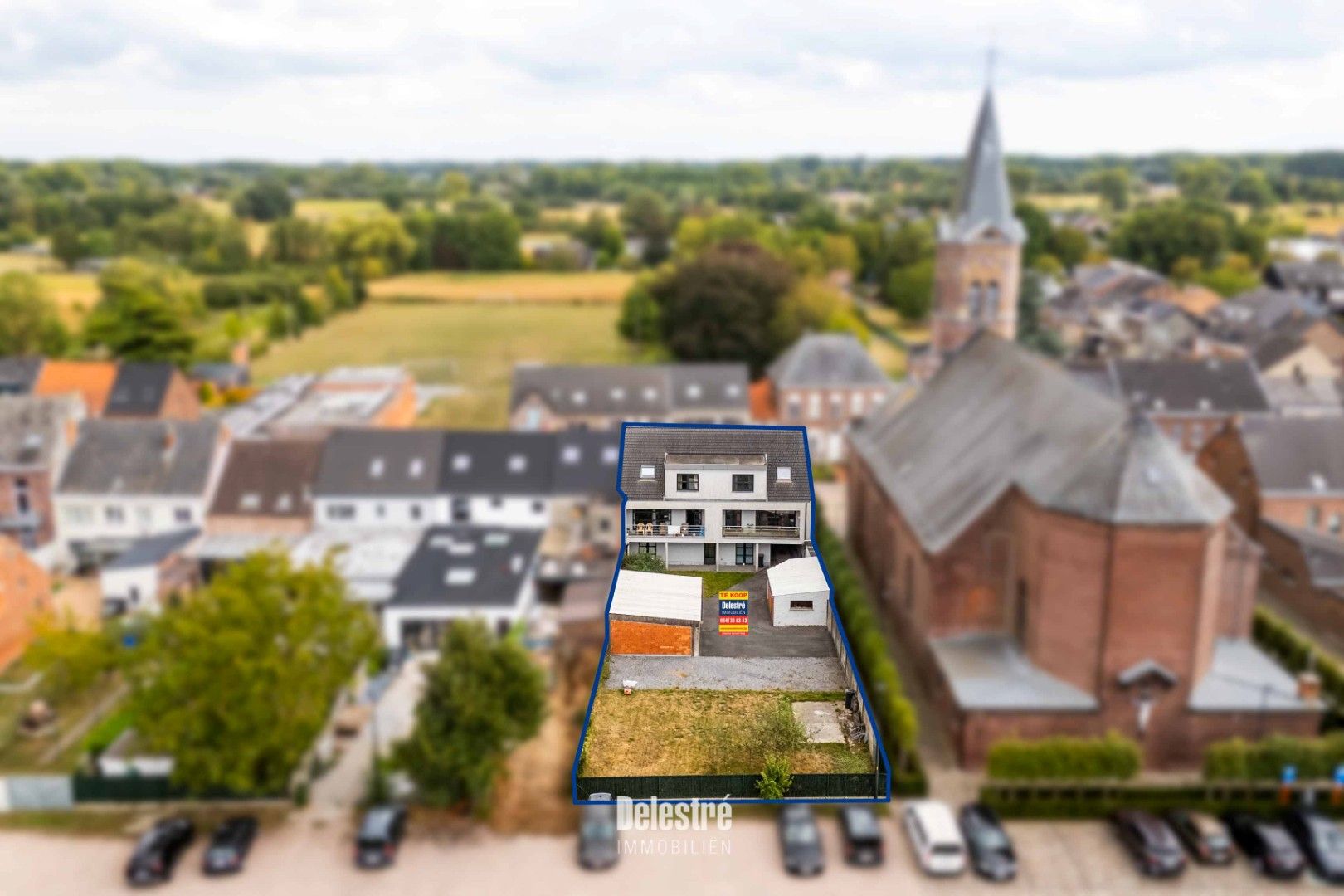 MODERN GOED ONDERHOUDEN APP. GEBOUW foto {{pictureIndex}}
