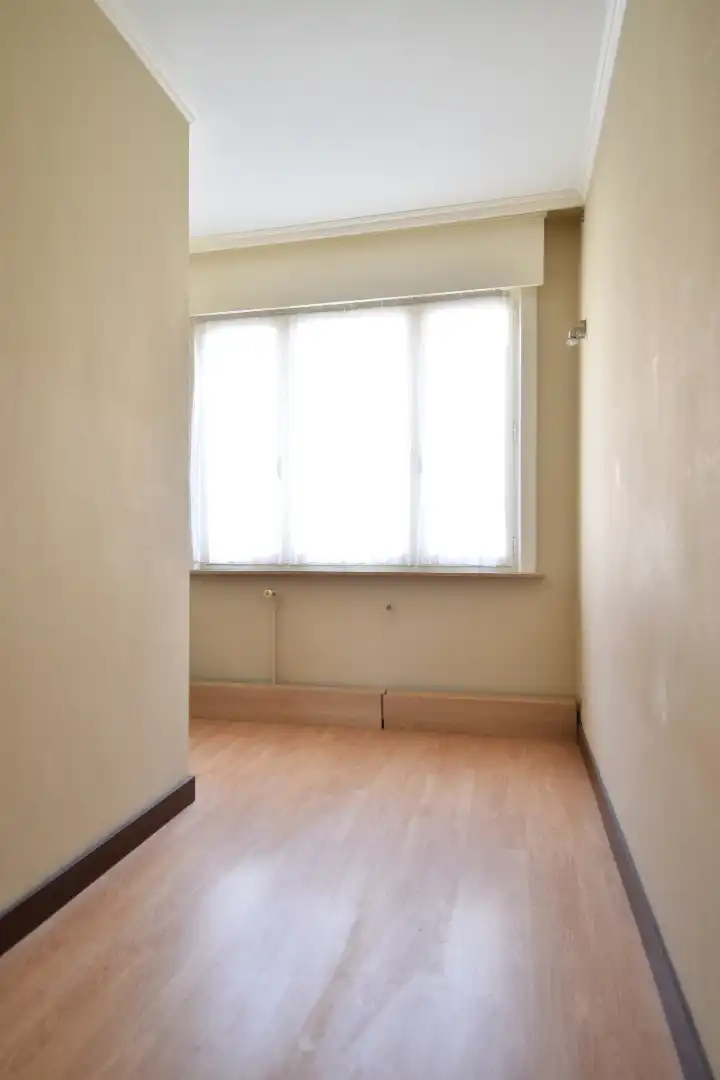 Te renoveren gezinswoning met 3 slaapkamers in een toffe buurt te Roeselare foto 11