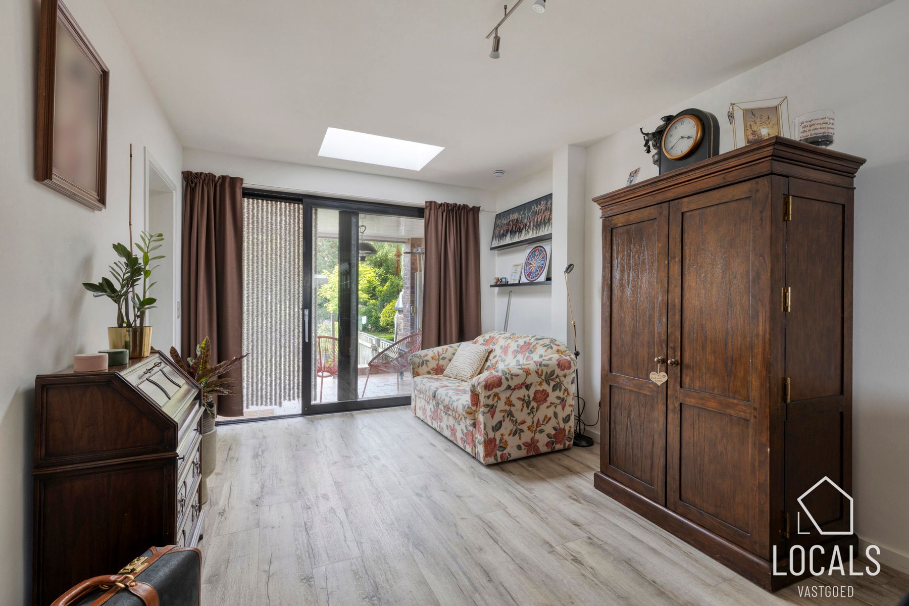 Appartement met garage, tuin en 2 slaapkamers op topligging foto 10