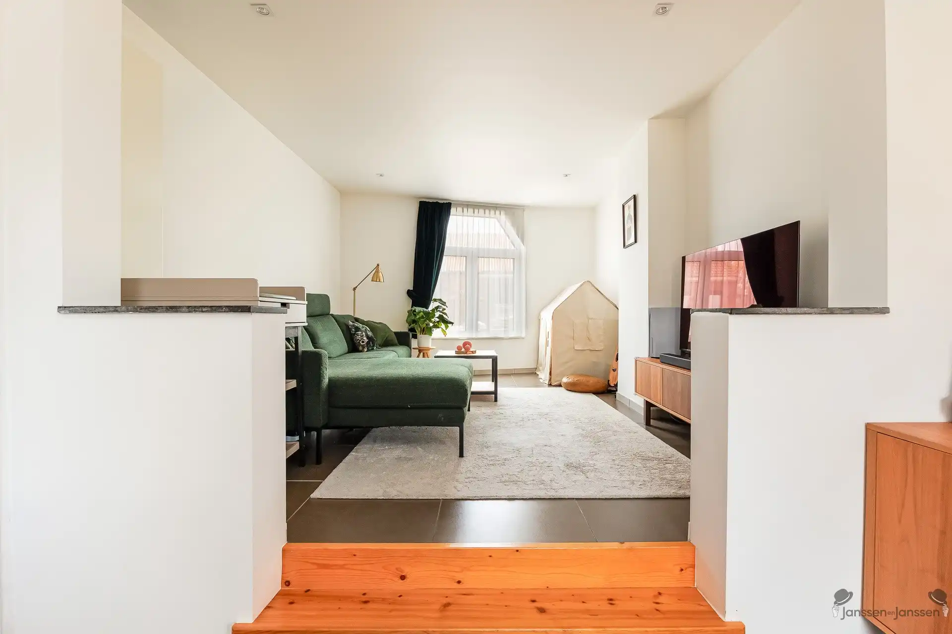 Instapklare rijwoning met 3 slpkmrs & tuin foto 5