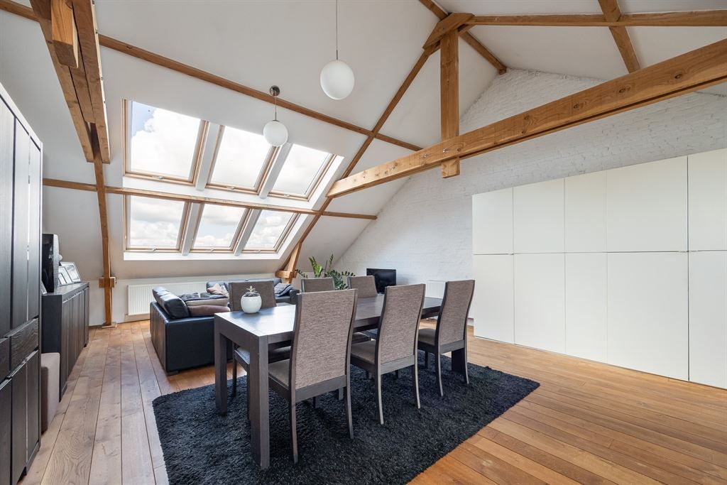 Duplex penthouse met zonnig terras foto {{pictureIndex}}