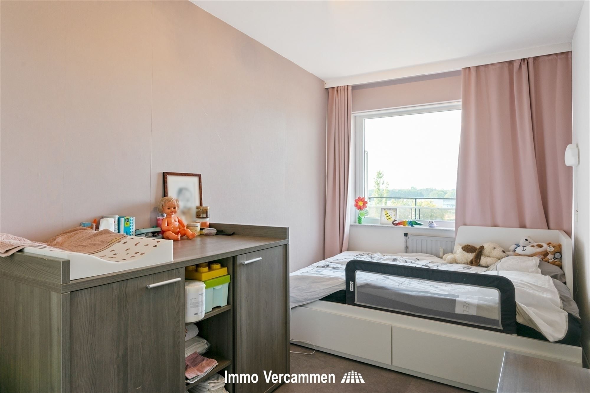 Ruim appartement met 2 slaapkamers te Mechelen foto 9