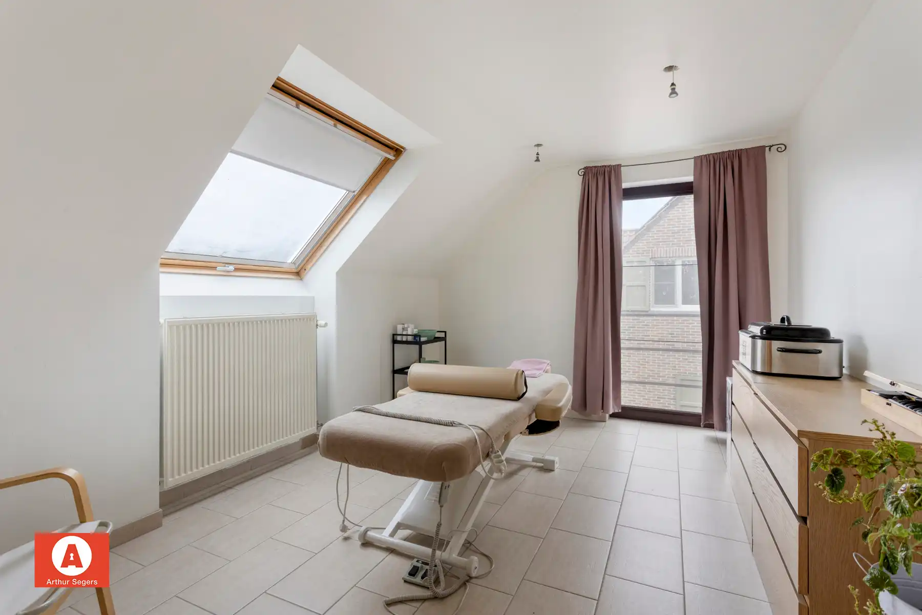 Open bebouwing in een doodlopende straat. foto 19