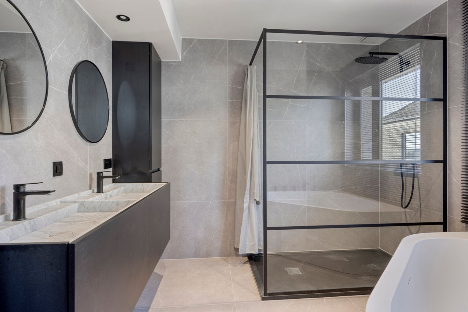 Perfect instapklare en centraal gelegen ruime HOB foto 15