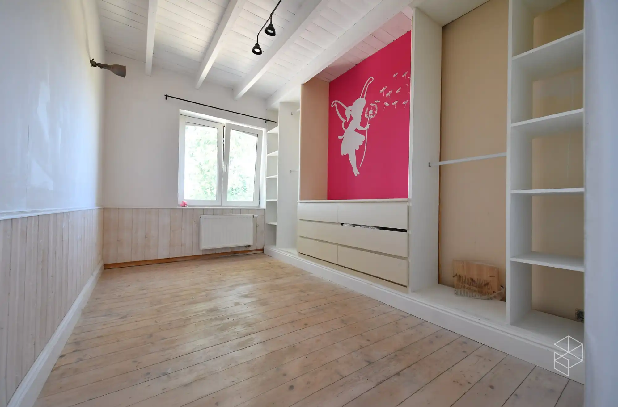 Landhuis met zwembad, bijgebouw en weide op 10&nbsp;570 m² foto 30
