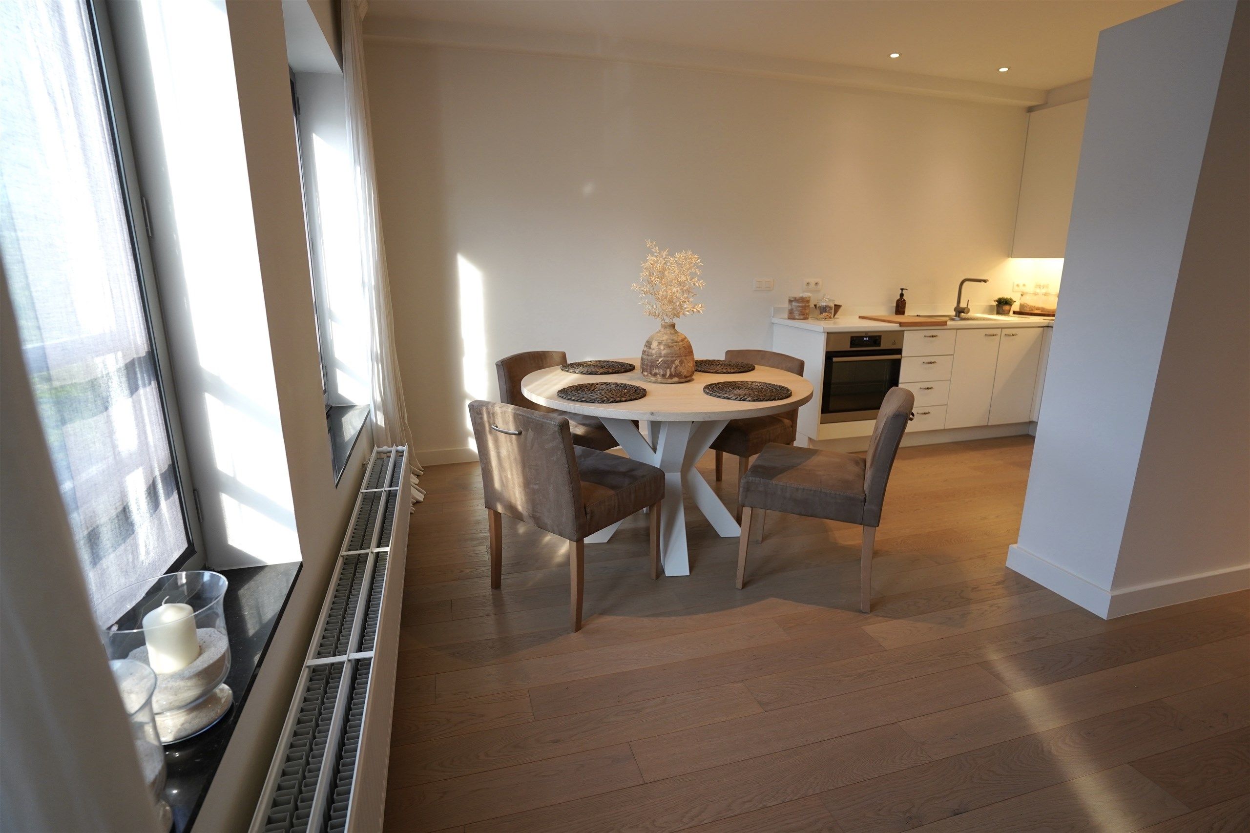 Bijzonder, smaakvol appartement met 50 m2 terras! foto 7