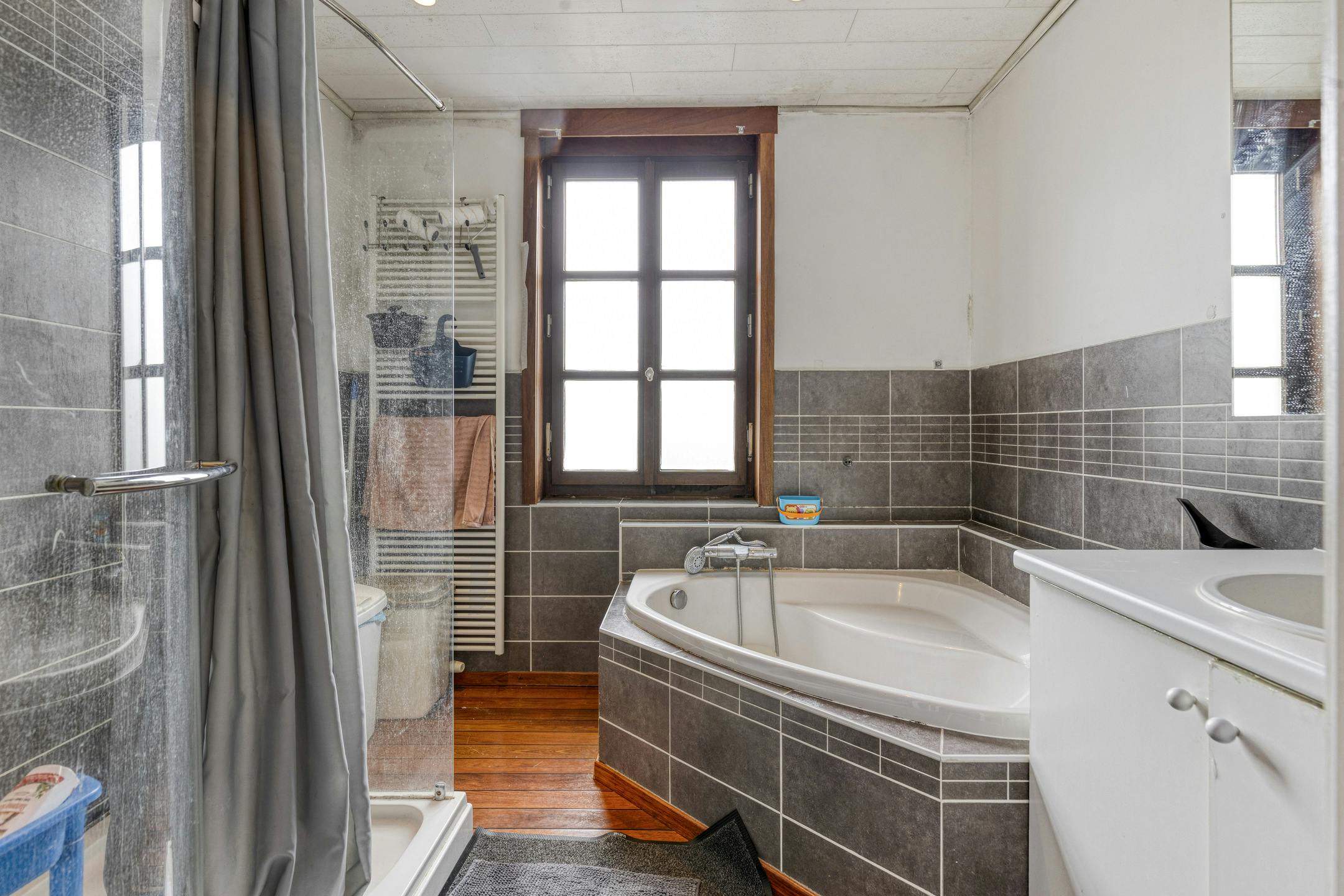 Huis met 3 kamers en garage te koop in centrum Desselgem  foto 9