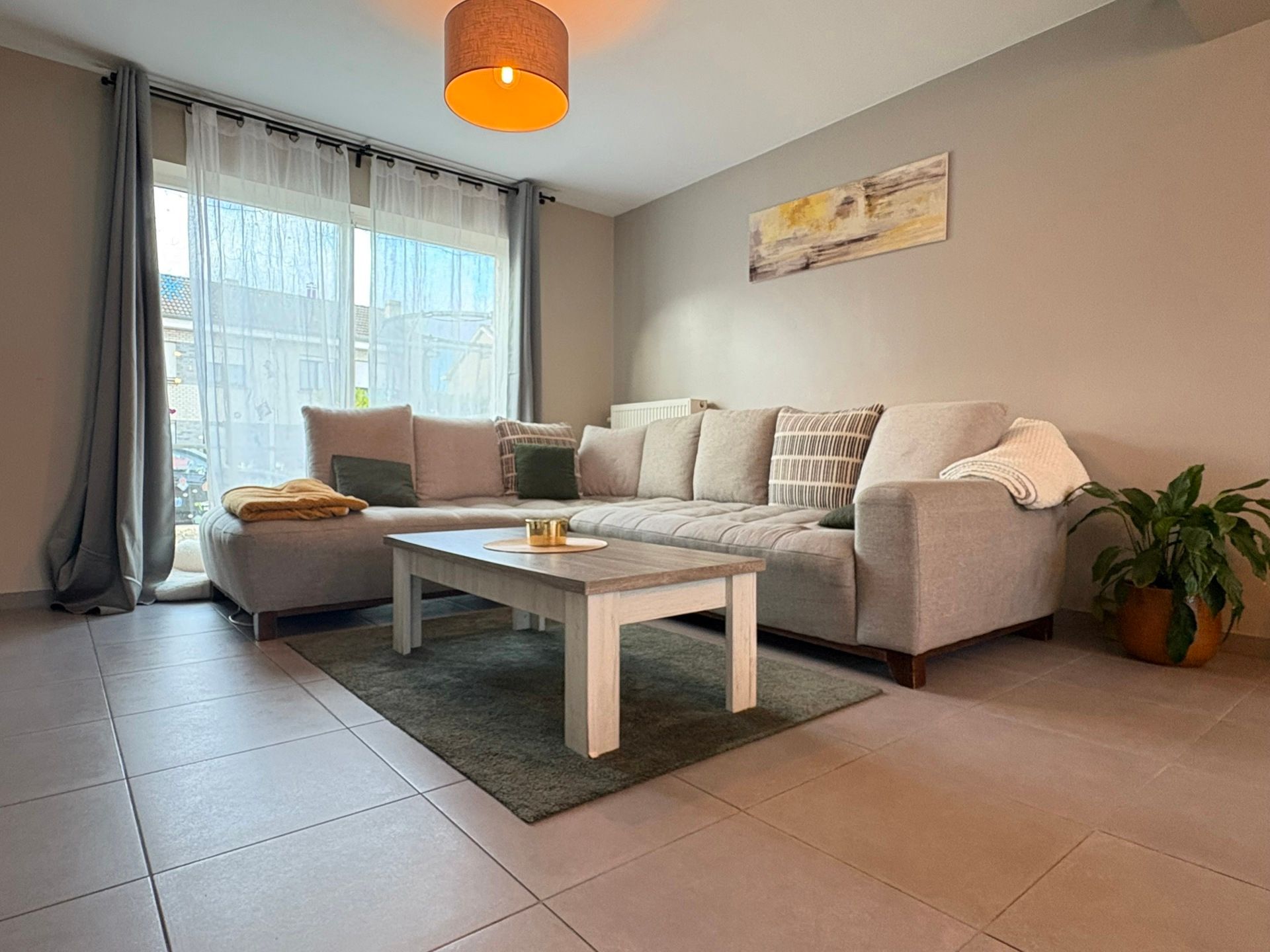 Gezellige rijwoning met tuin op centrale ligging foto 2