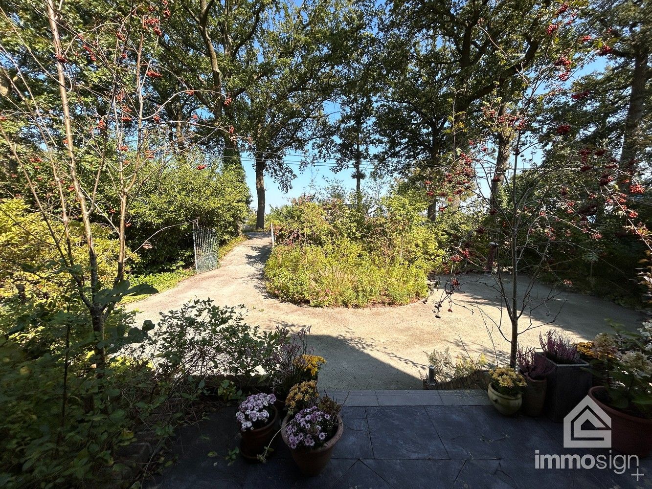 In het groen verscholen, vrijstaand landhuis met prachtige natuurtuin op 2100m² foto 38