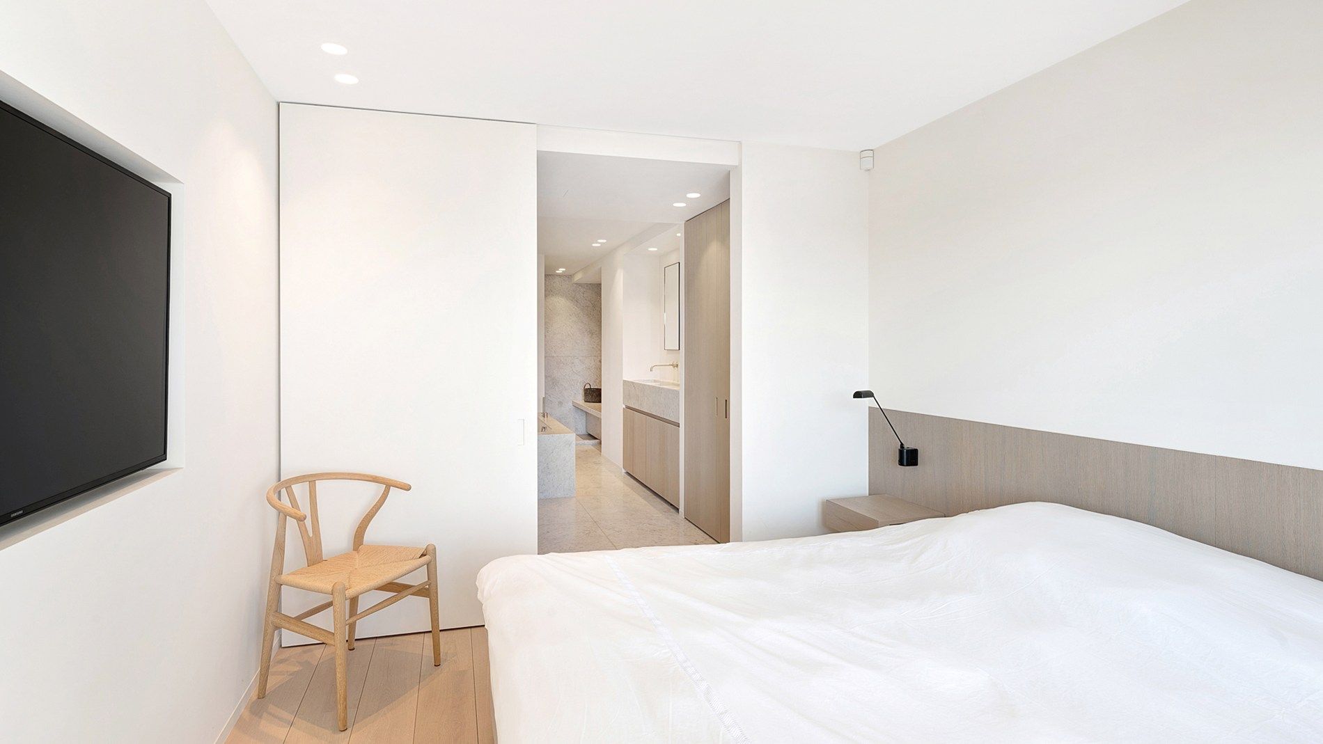 Uitzonderlijk hoekappartement met adembenemend zee-en duinenzicht langs de Wandeldijk in het Zoute foto 32