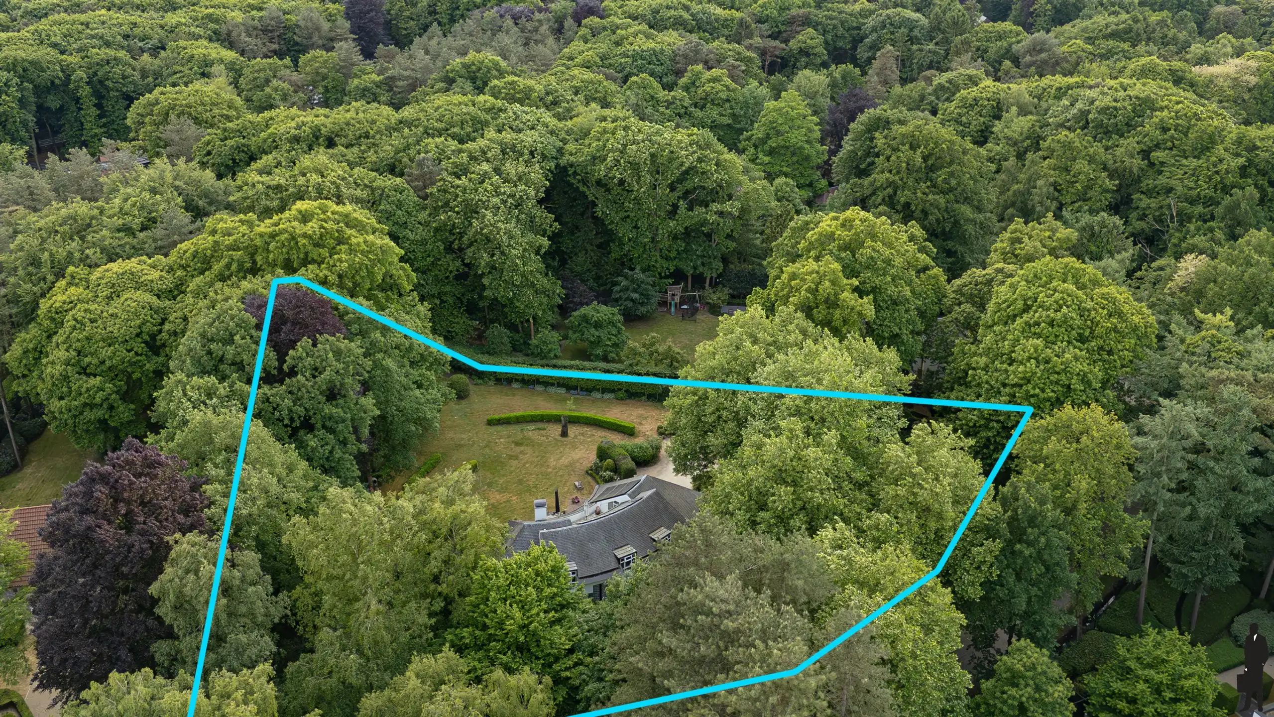 Hoofdfoto van de publicatie: Charmante villa op gegeerde locatie