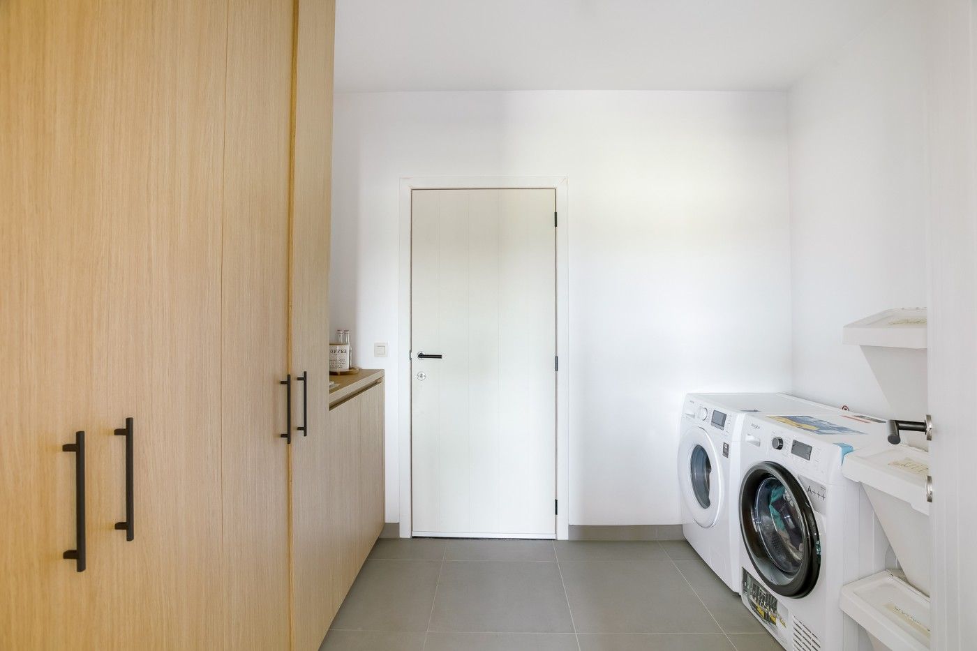 Recente, ruime HOB met 3 slpk., tuin en garage foto 13