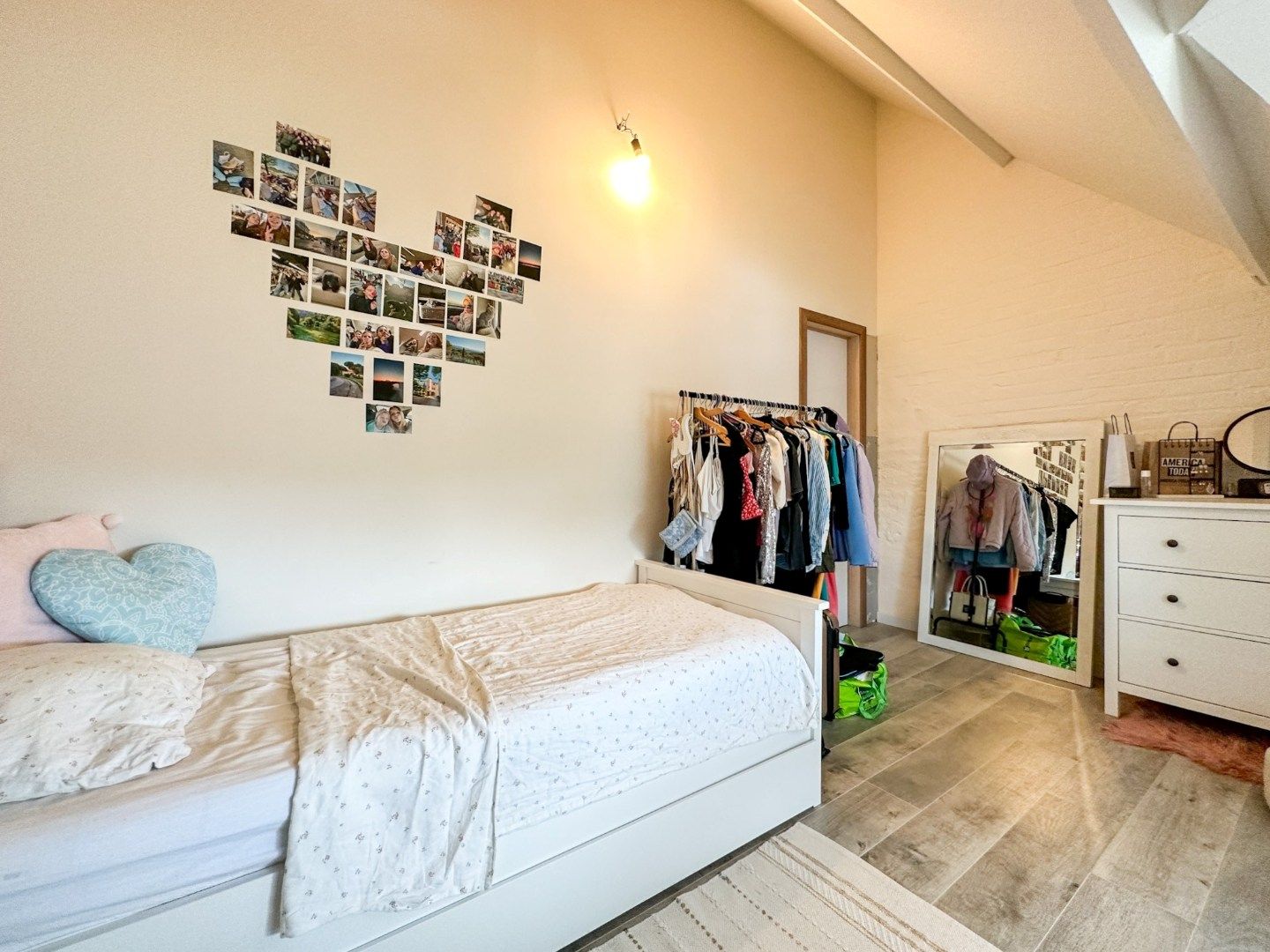 Perfect instapklare gezinswoning met 4 slpk en gezellige tuin, Torhout. foto 17