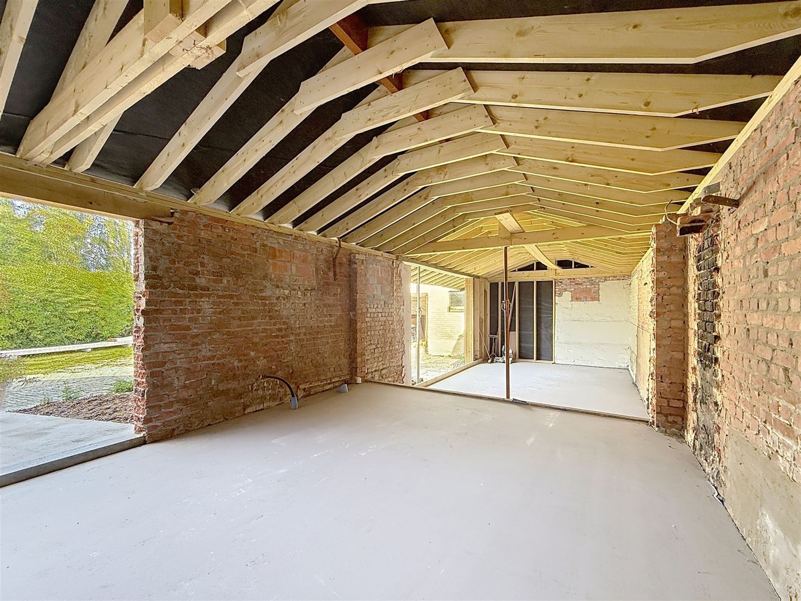 Energiezuinige, volledig gerenoveerde hoeve met bijgebouwen, 7a 83ca foto 69