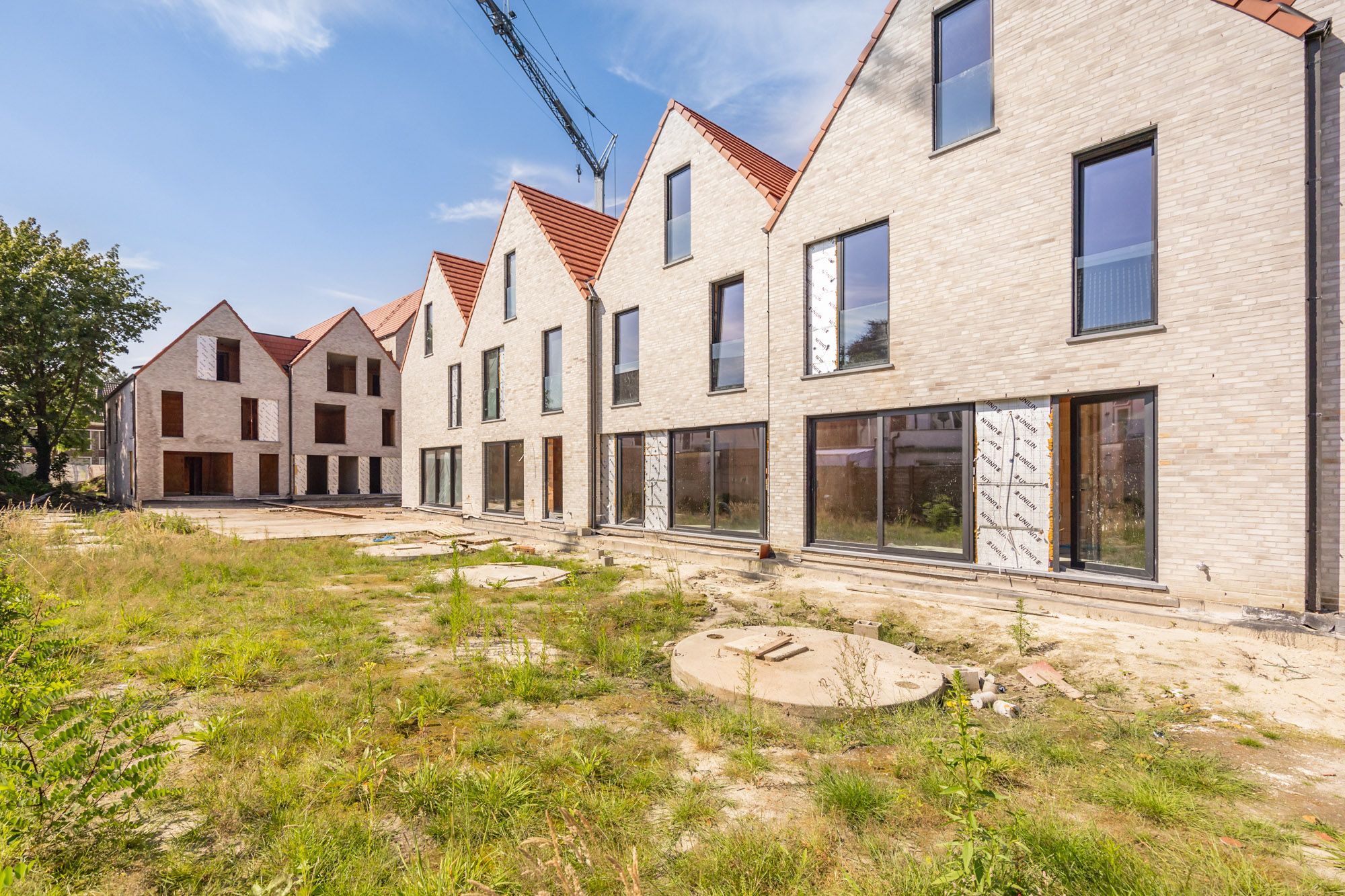 Exclusief wonen in het bruisende centrum van Lommel. Stap binnen in Residentie Het Burgemeesterpark en beleef hoe comfortabel wonen kan zijn. foto 2