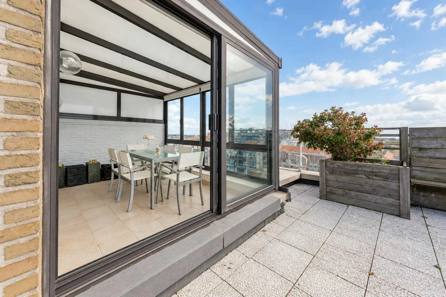 Prachtige duplex met 4 slaapkamers en indrukwekkend terras foto 12