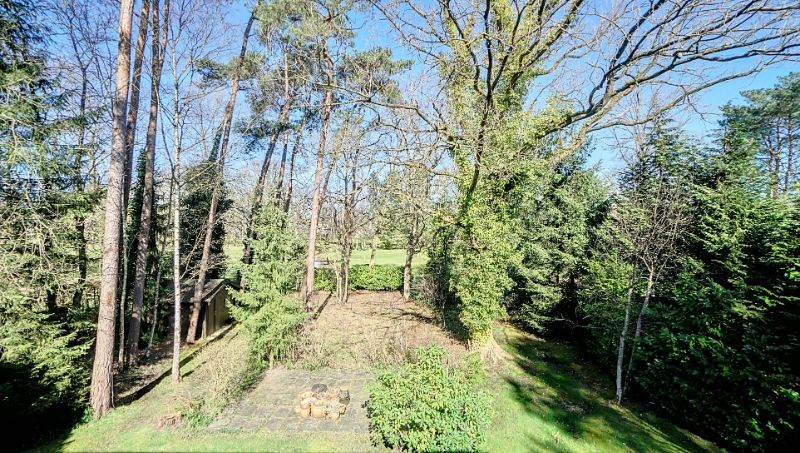 Moderne villa stijl van 245m² op 14 are palende aan golfdomein foto 3
