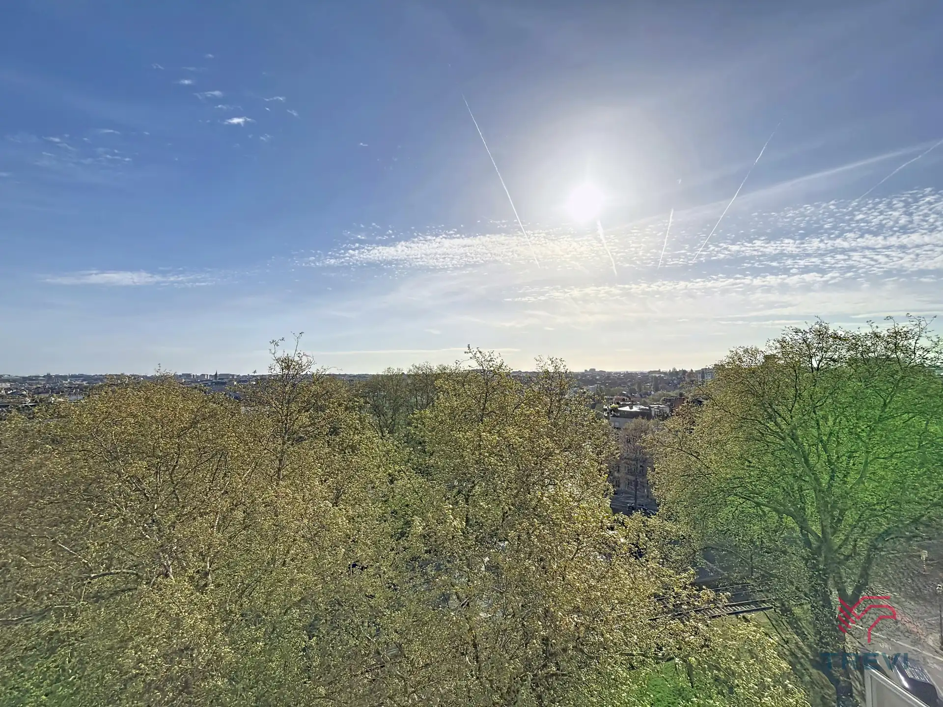 Prachtig appartement met 2 slaapkamers op de Louizalaan ! foto 4