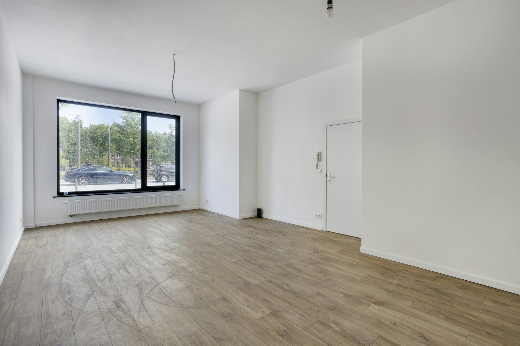 Triplex appartement te koop aan de Waalsekaai te Antwerpen foto 3
