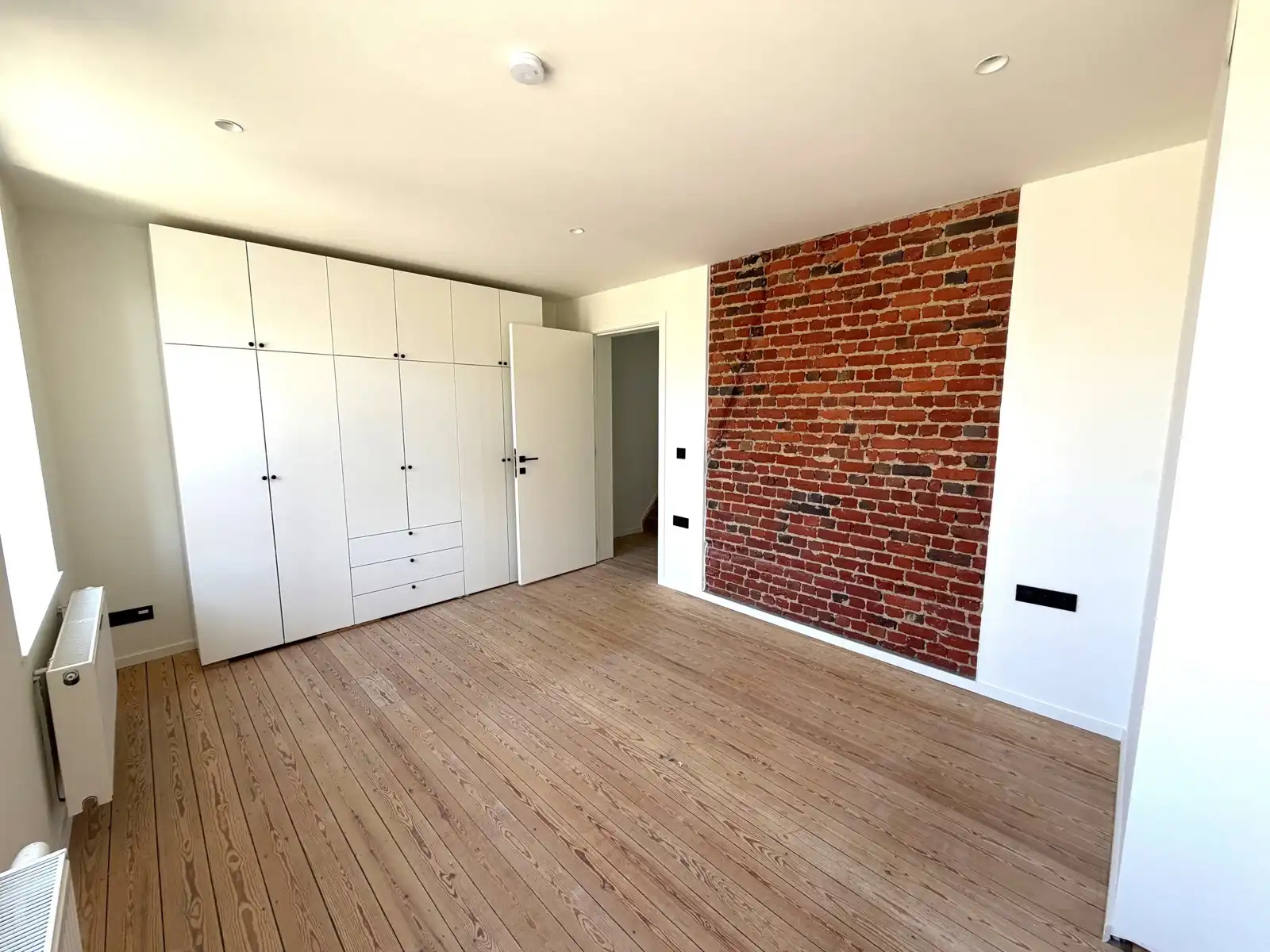 Gerenoveerde woning met 3 slpk foto 9