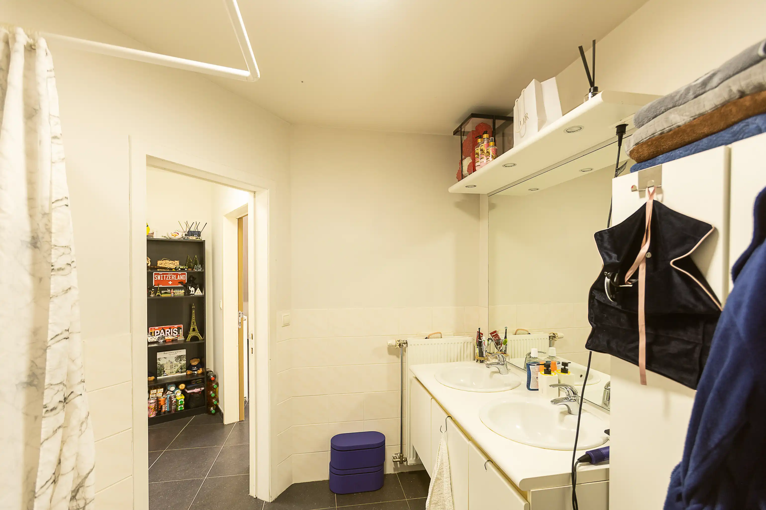 Goed onderhouden appartement in Lotenhulle foto 12