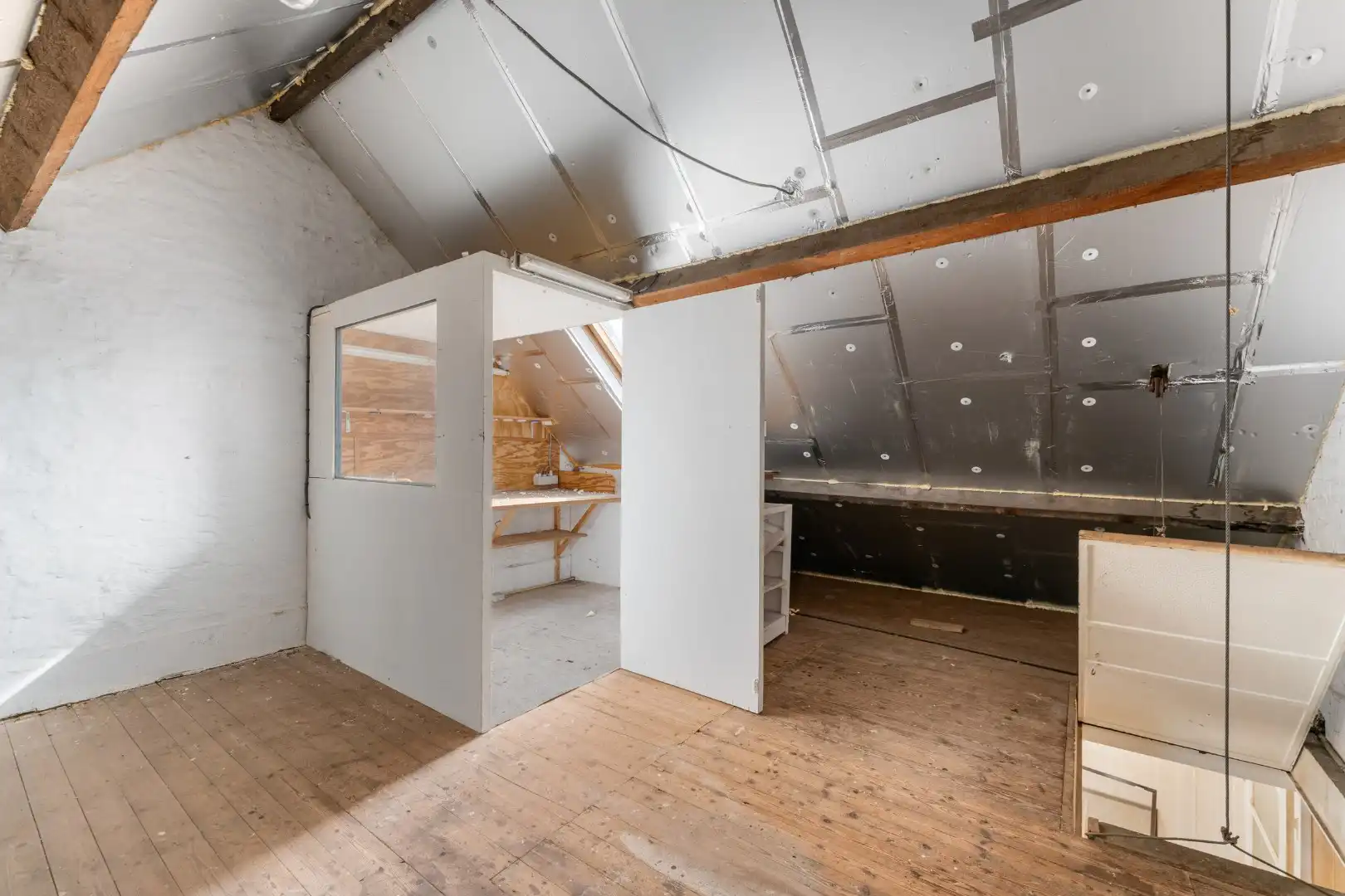 Te renoveren woning met karakter en uitbreidingsmogelijkheden te koop in Gistel foto 17