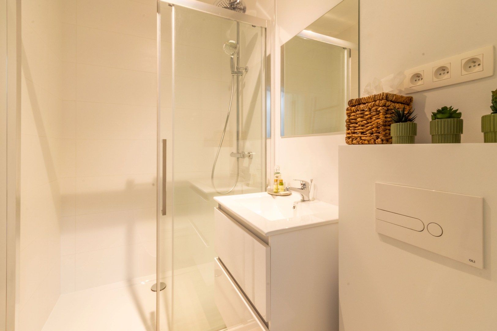 Een volledig vernieuwbouwd appartement met 1 slaapkamer foto 9