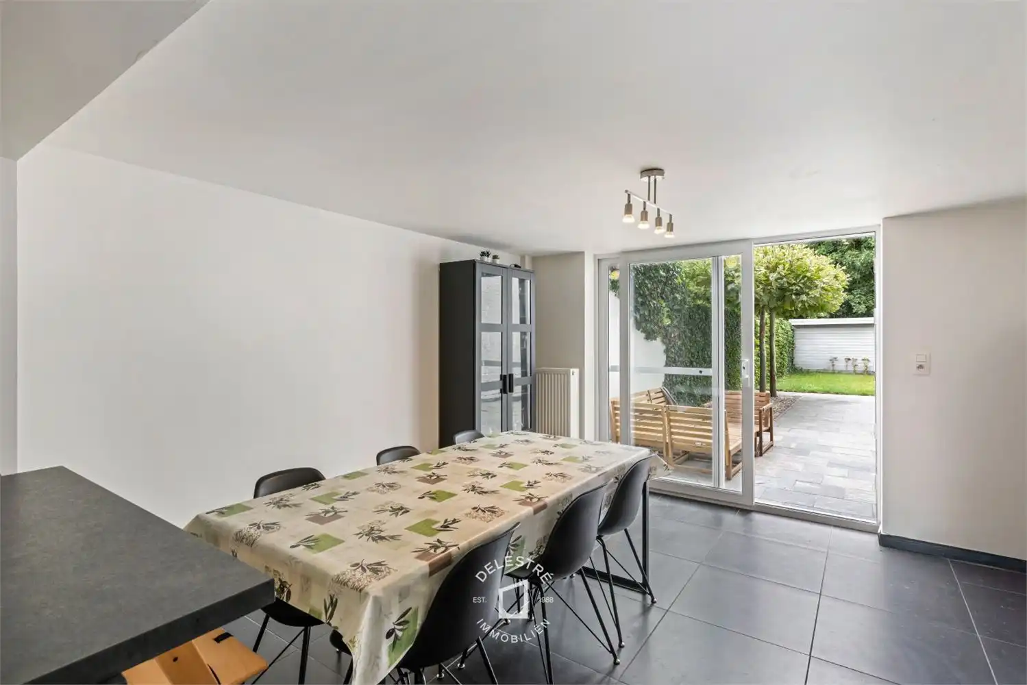 INSTAPKLARE HERENWONING 4 SLPK. MET TUIN foto 9