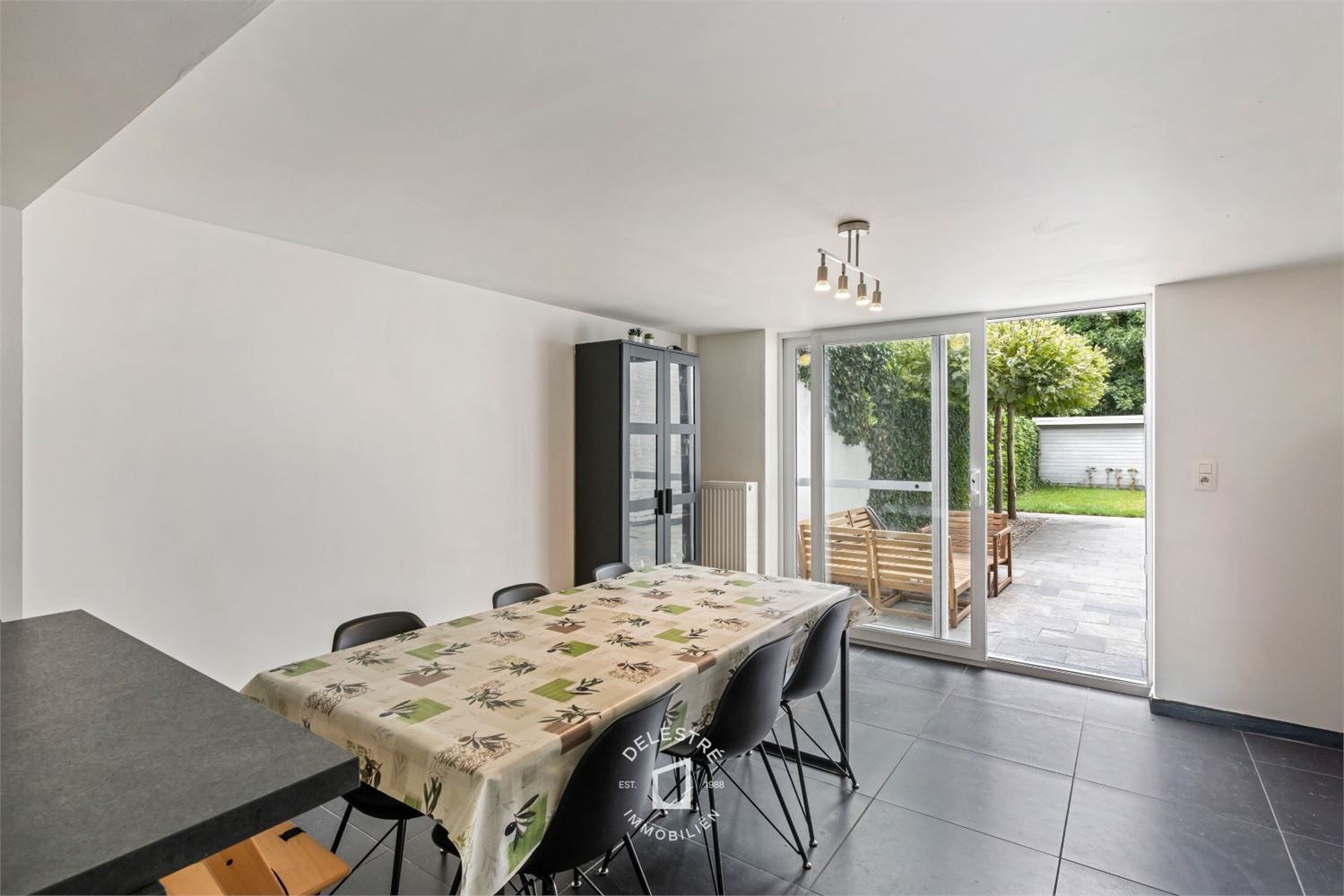 INSTAPKLARE HERENWONING 4 SLPK. MET TUIN foto 9