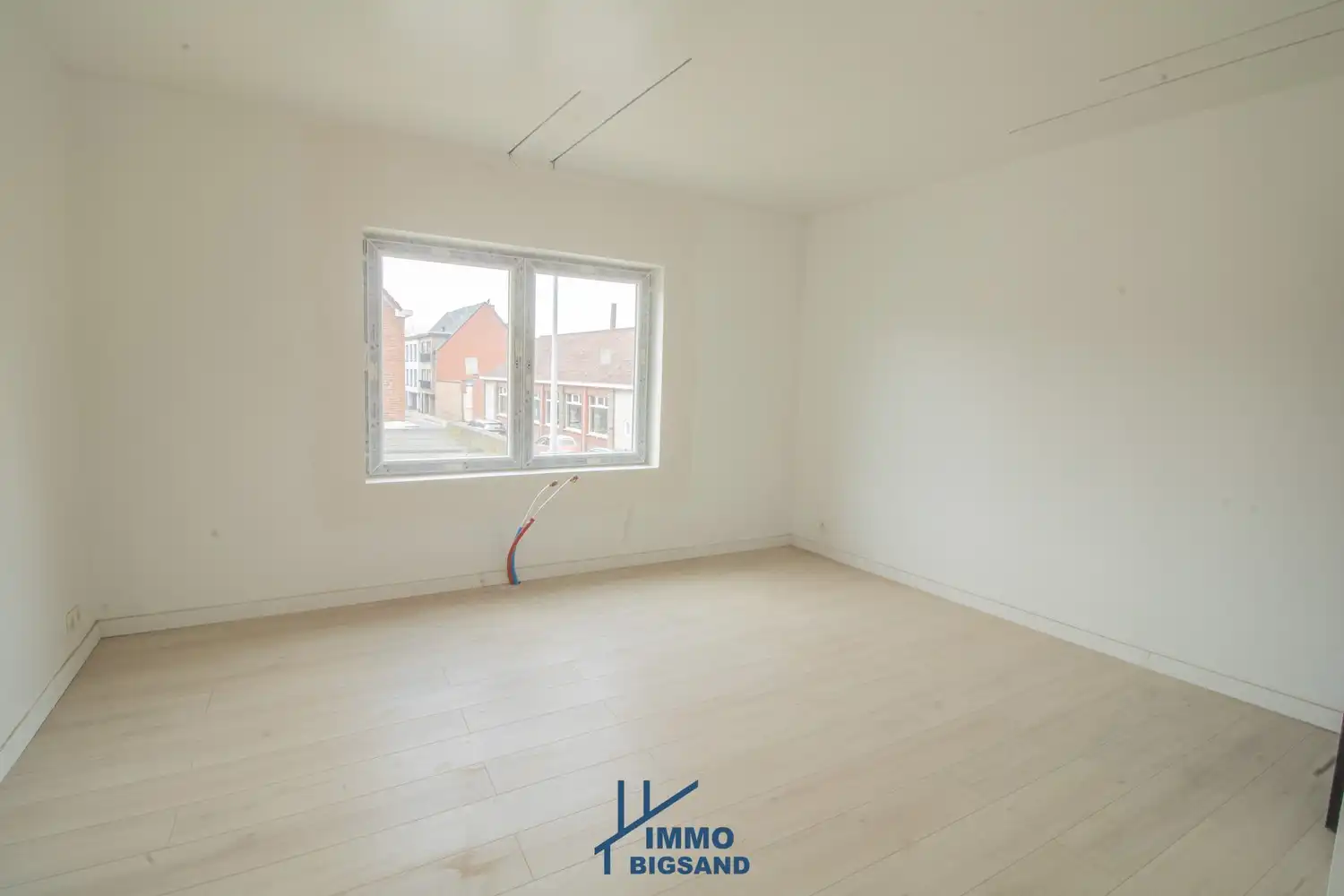 Volledig gerenoveerde woning met 4 slaapkamers te koop te Lauwe met garage foto 10