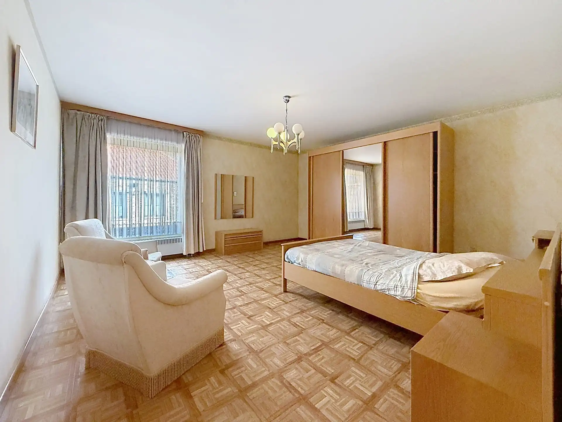Karaktervolle woning met grote loods in Dilbeek! foto 13