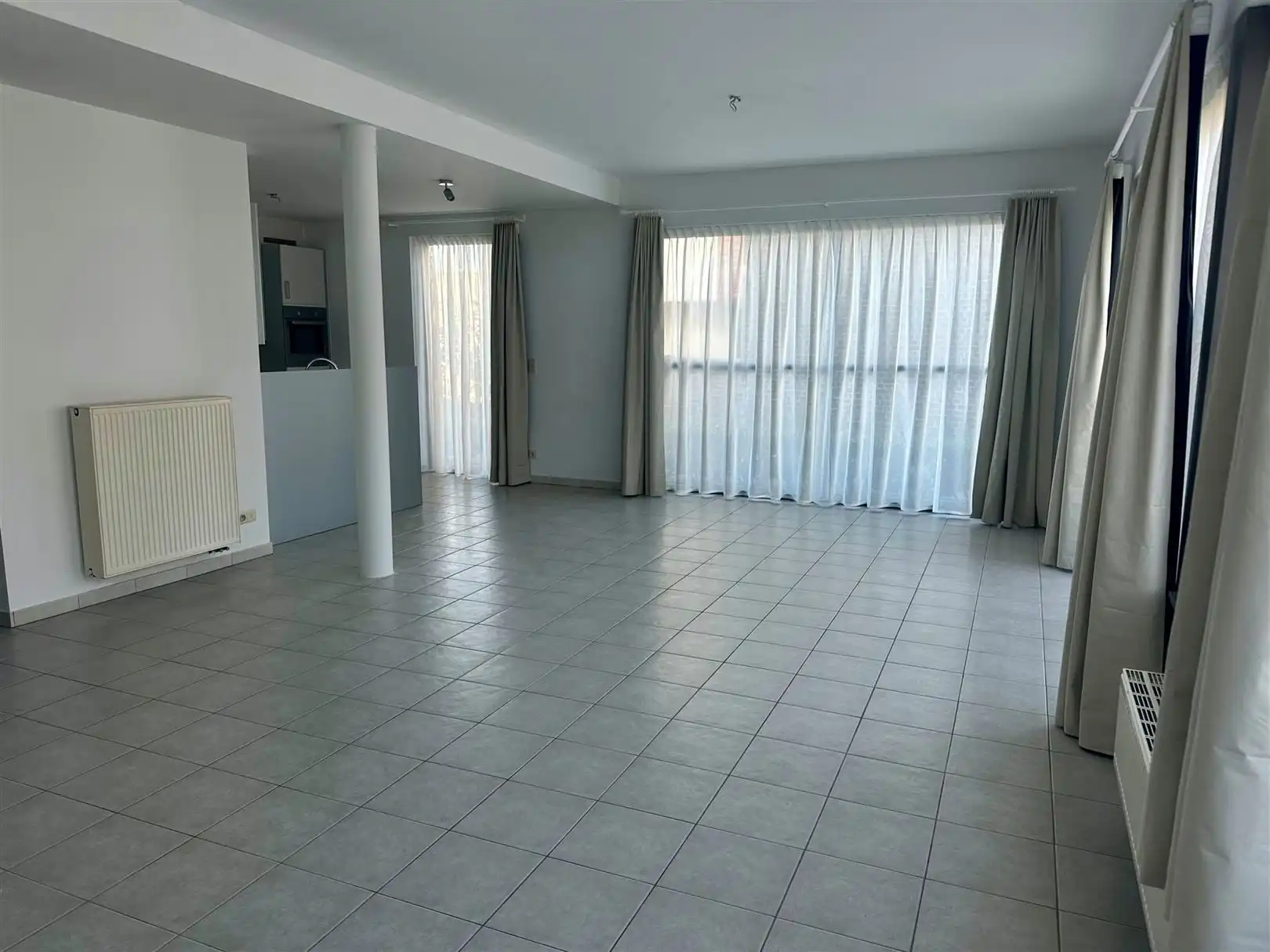 Gelijkvloers appartement TE HUUR in Oudenaarde. foto 2