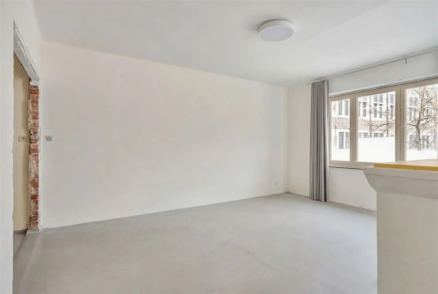 Te renoveren hoekwoning met tal van mogelijkheden, gelegen op een absolute toplocatie in het hart van het historisch stadscentrum van Bree.  foto 11