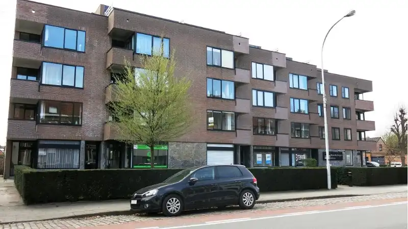 Garage te huur Moerkerkse Steenweg 123/P14 - 8310 Sint-Kruis